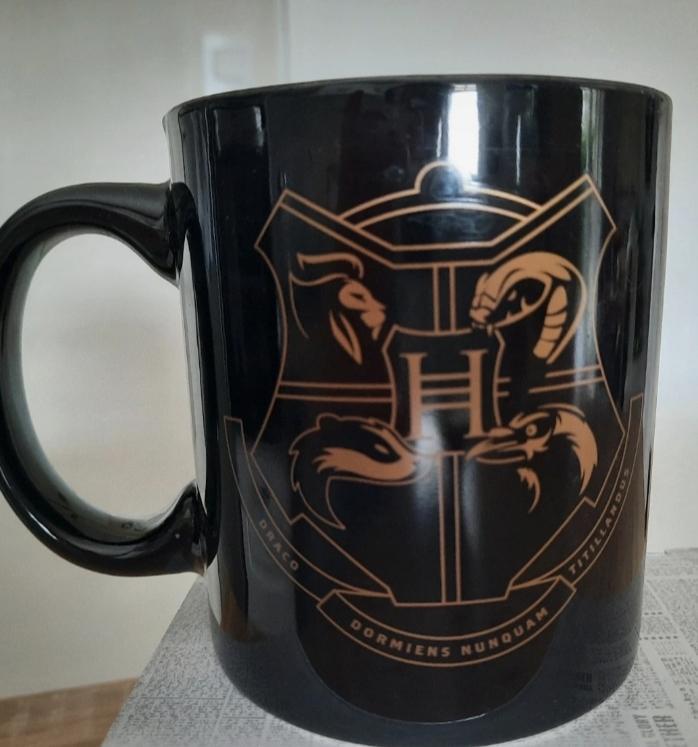 troc de troc #réservé# mug thermo réactif harry potter griffon d’or image 0