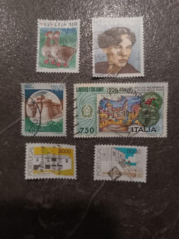 troc de troc timbres du monde - suisse - italie & portugal image 0