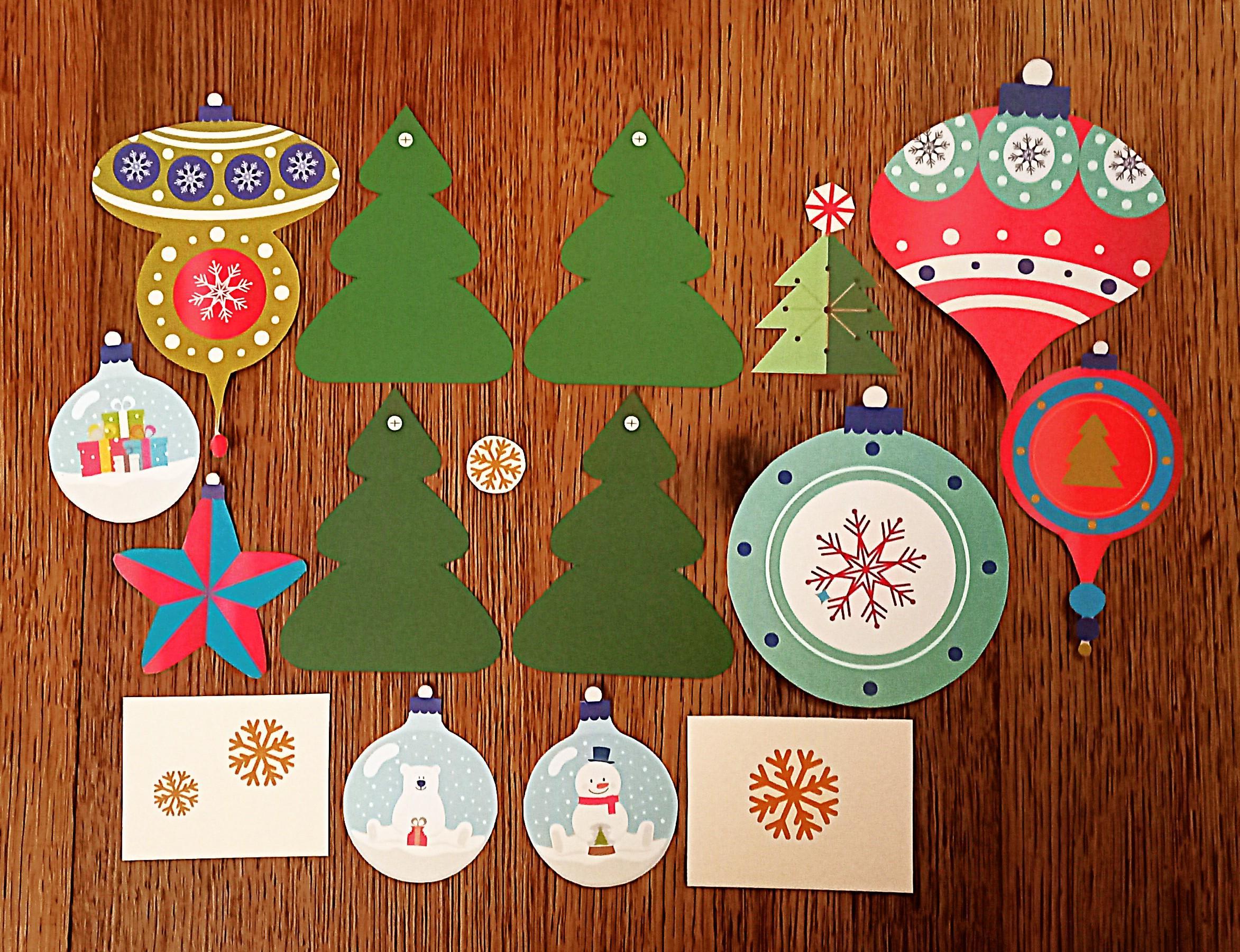 troc de troc etiquettes "sapins et boules de noël". image 0