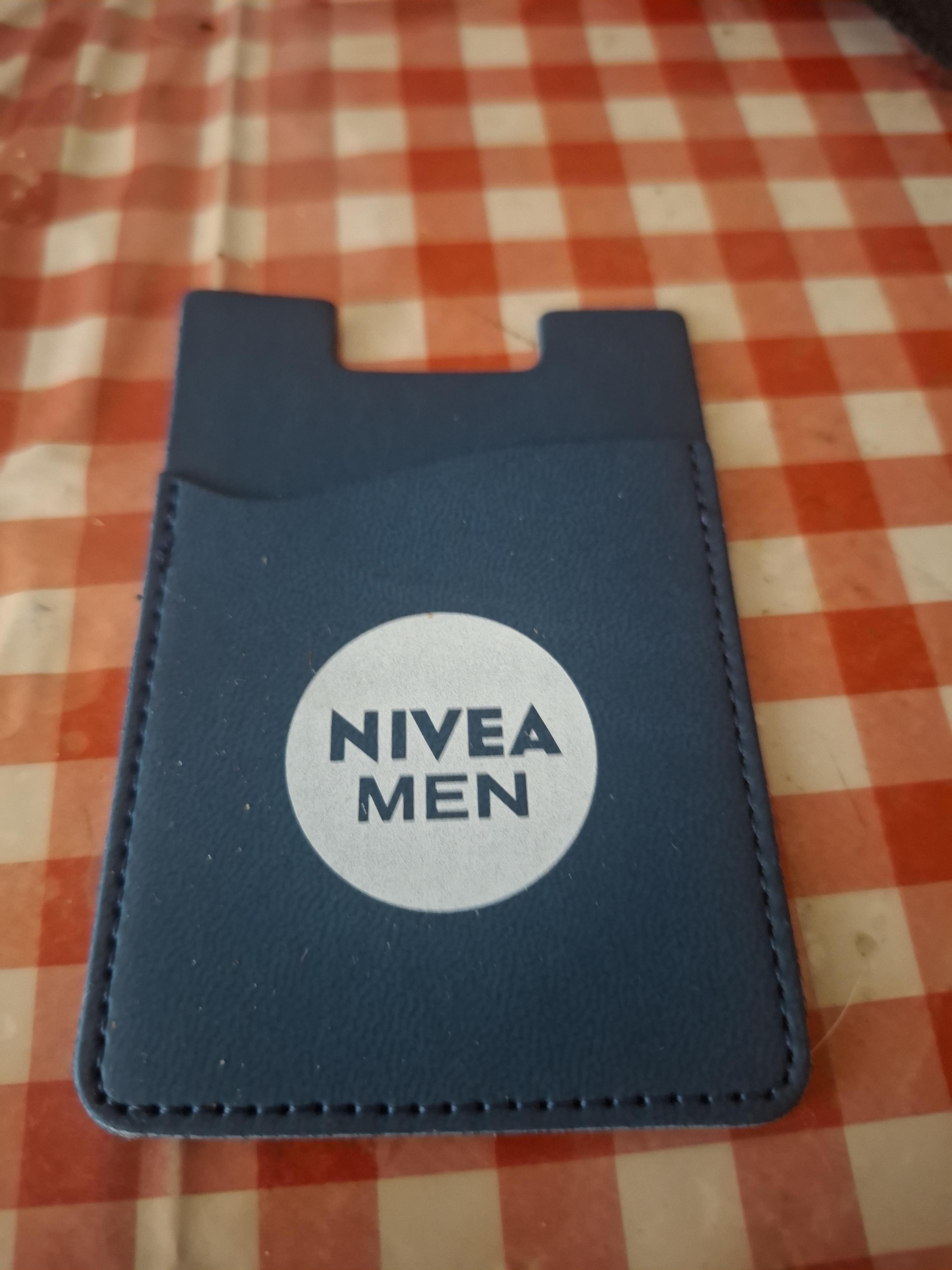 troc de troc porte carte image 0