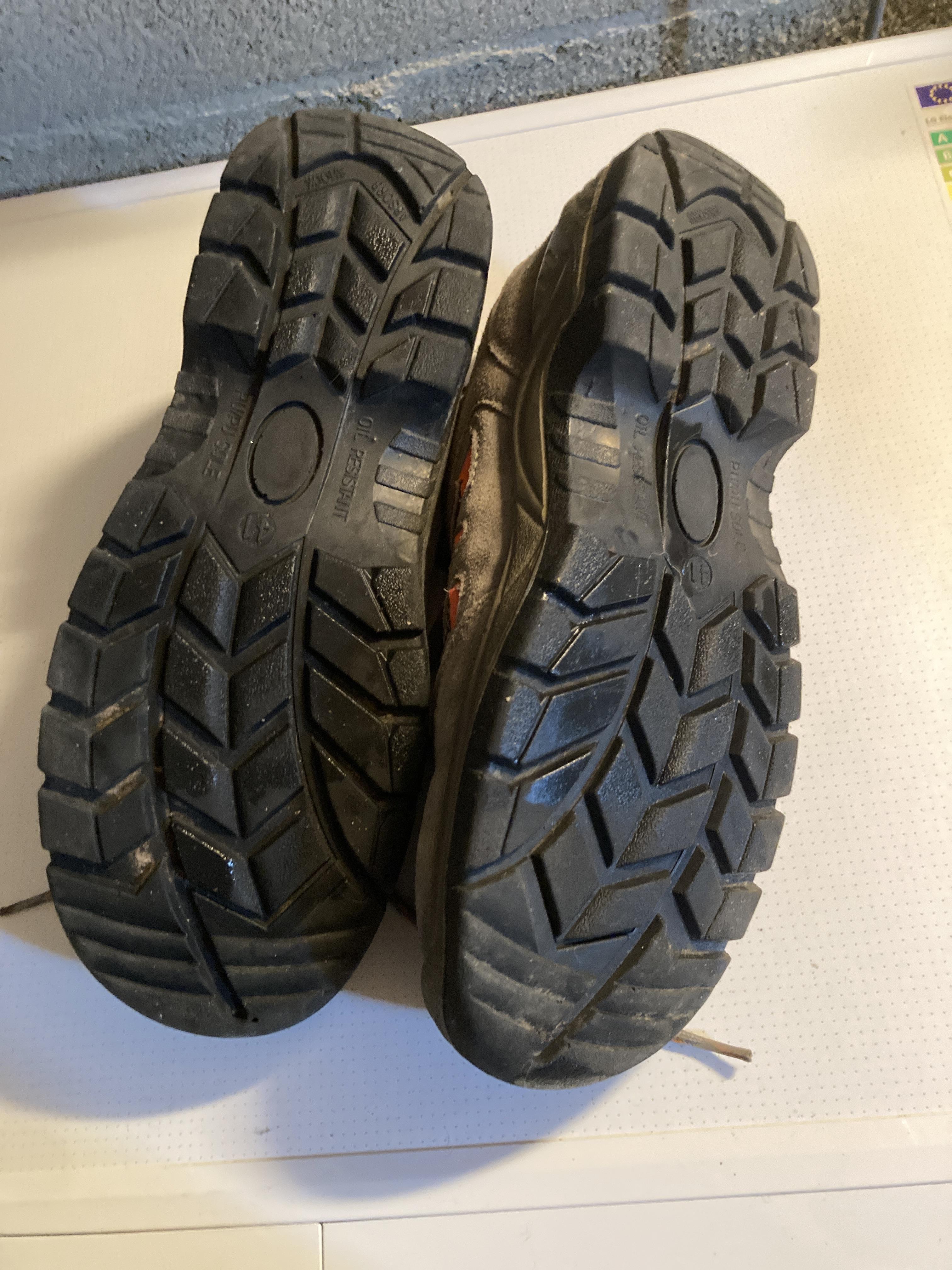 troc de troc chaussures de sécurité pointure 41 image 2