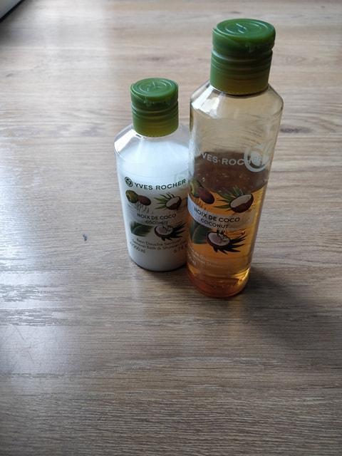 troc de troc lot de deux produits yves rocher à la noix de coco image 0
