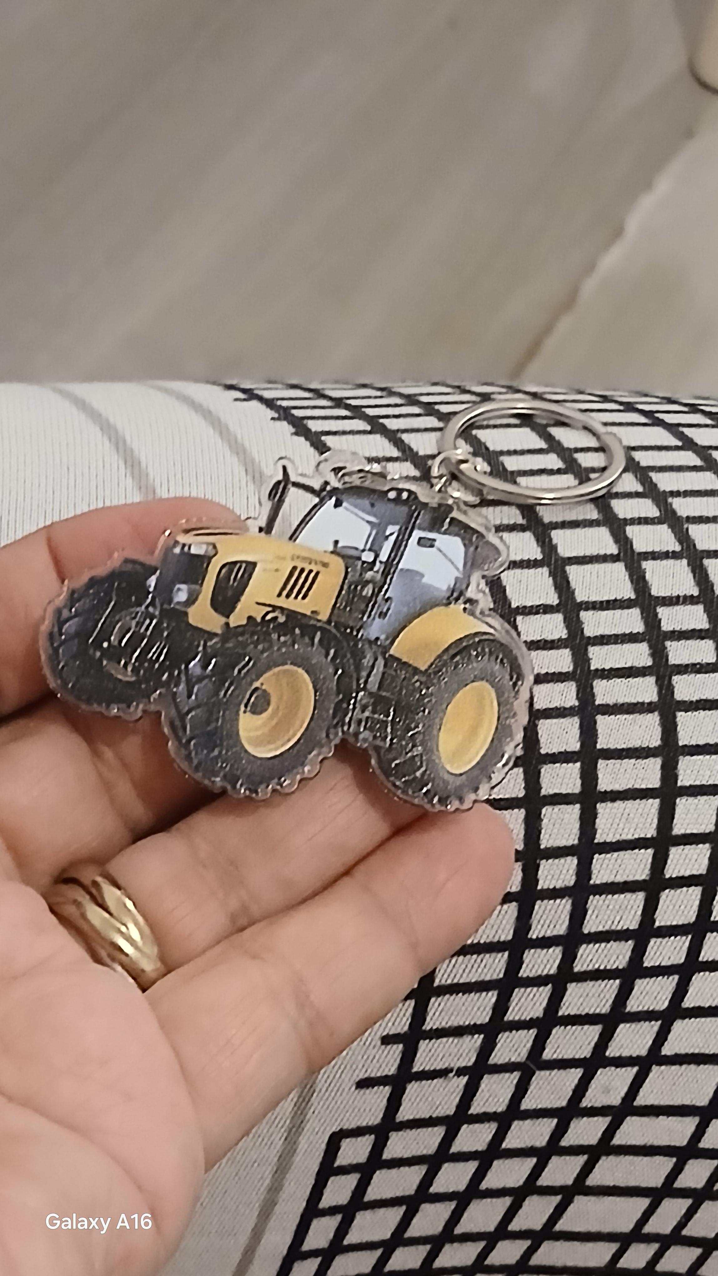 troc de troc reserver divers troc  clé " tracteur " image 2