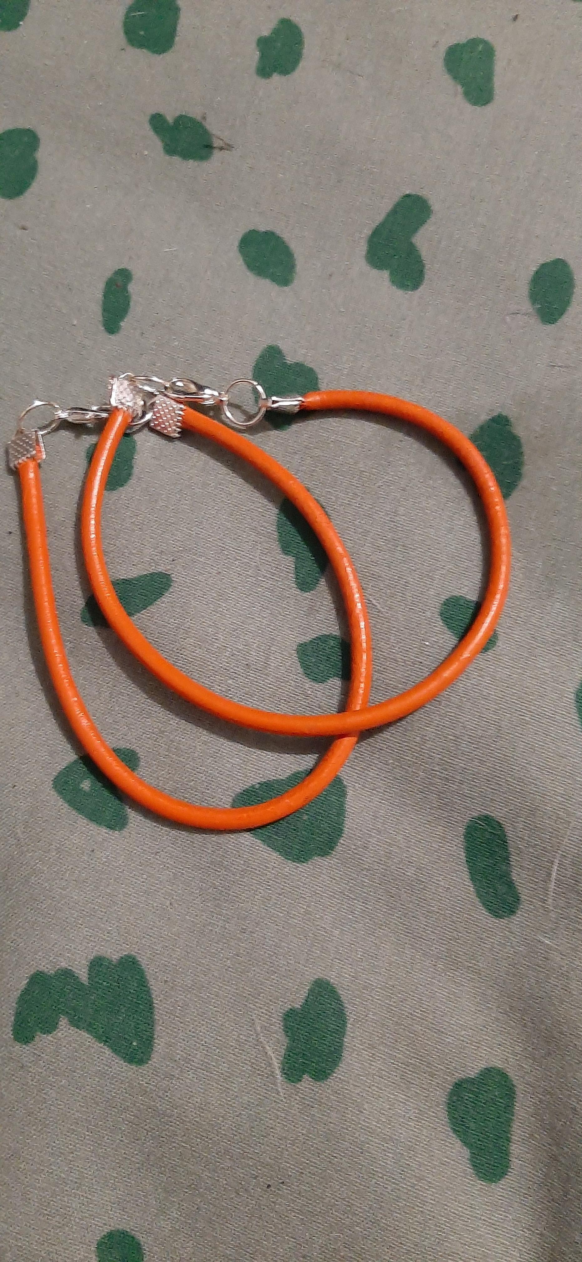 troc de troc 2 bracelets cuir orange image 0