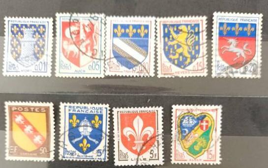 troc de troc timbres fr - lot "blasons" (1) image 0