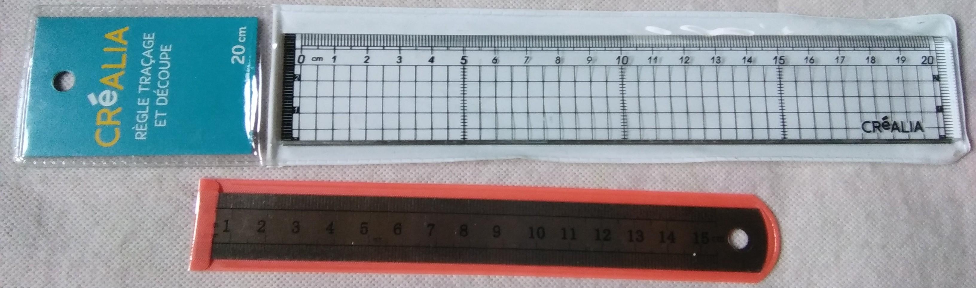 troc de troc reserve et envoyé lot 2 règles pour loisirs créatifs, neuf image 0