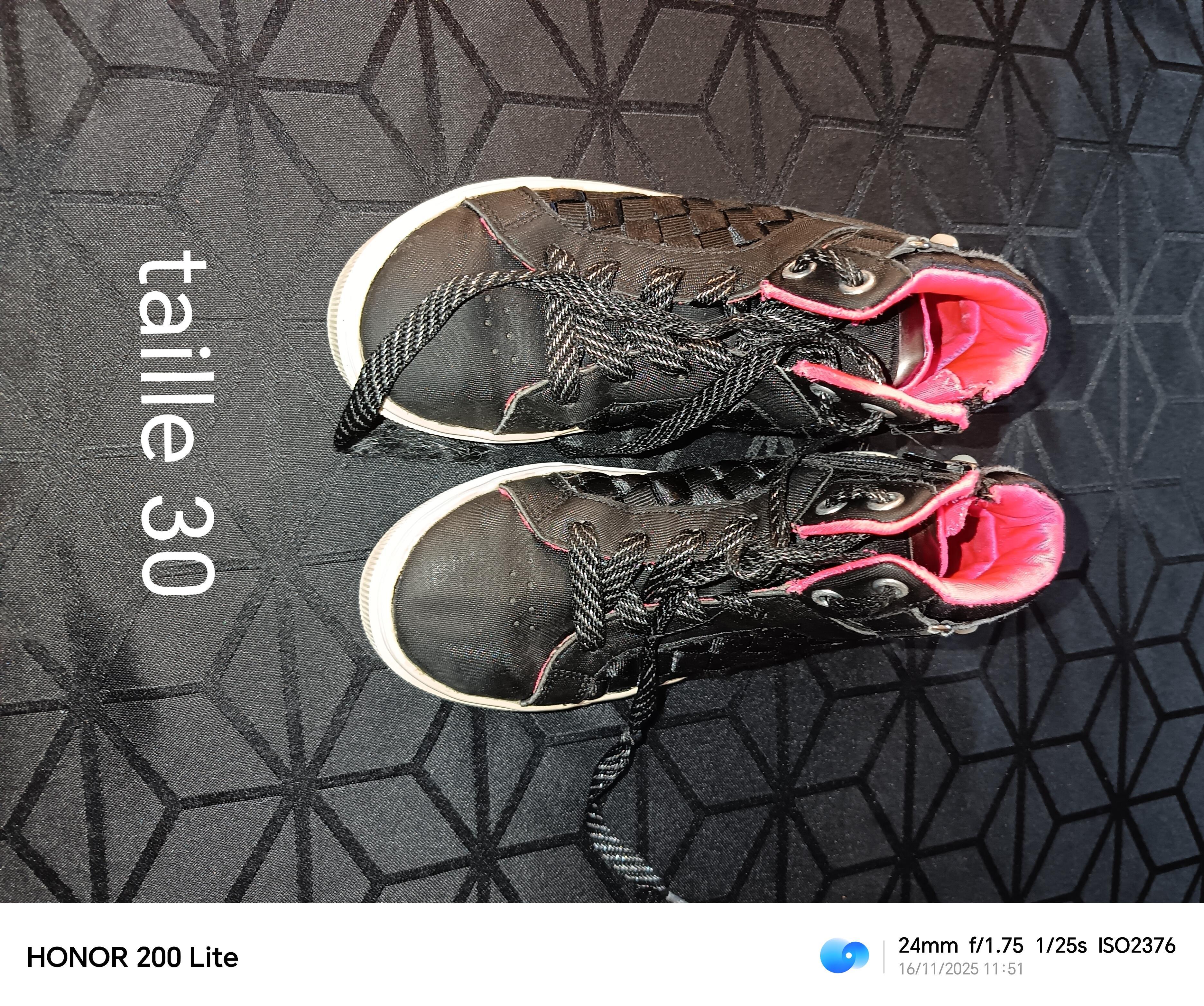 troc de troc skechers taille 30 image 0