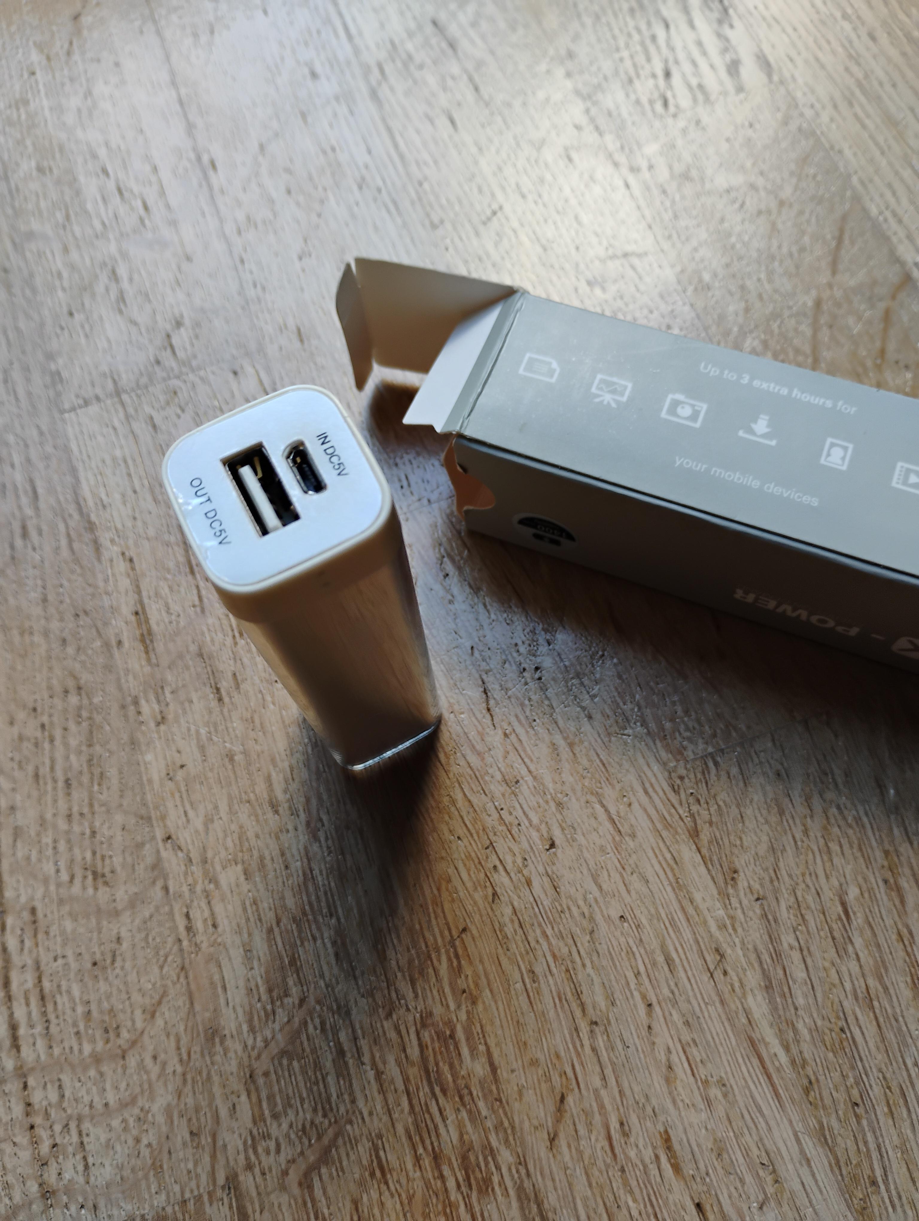 troc de troc batterie externe téléphone ou ordinateur image 0