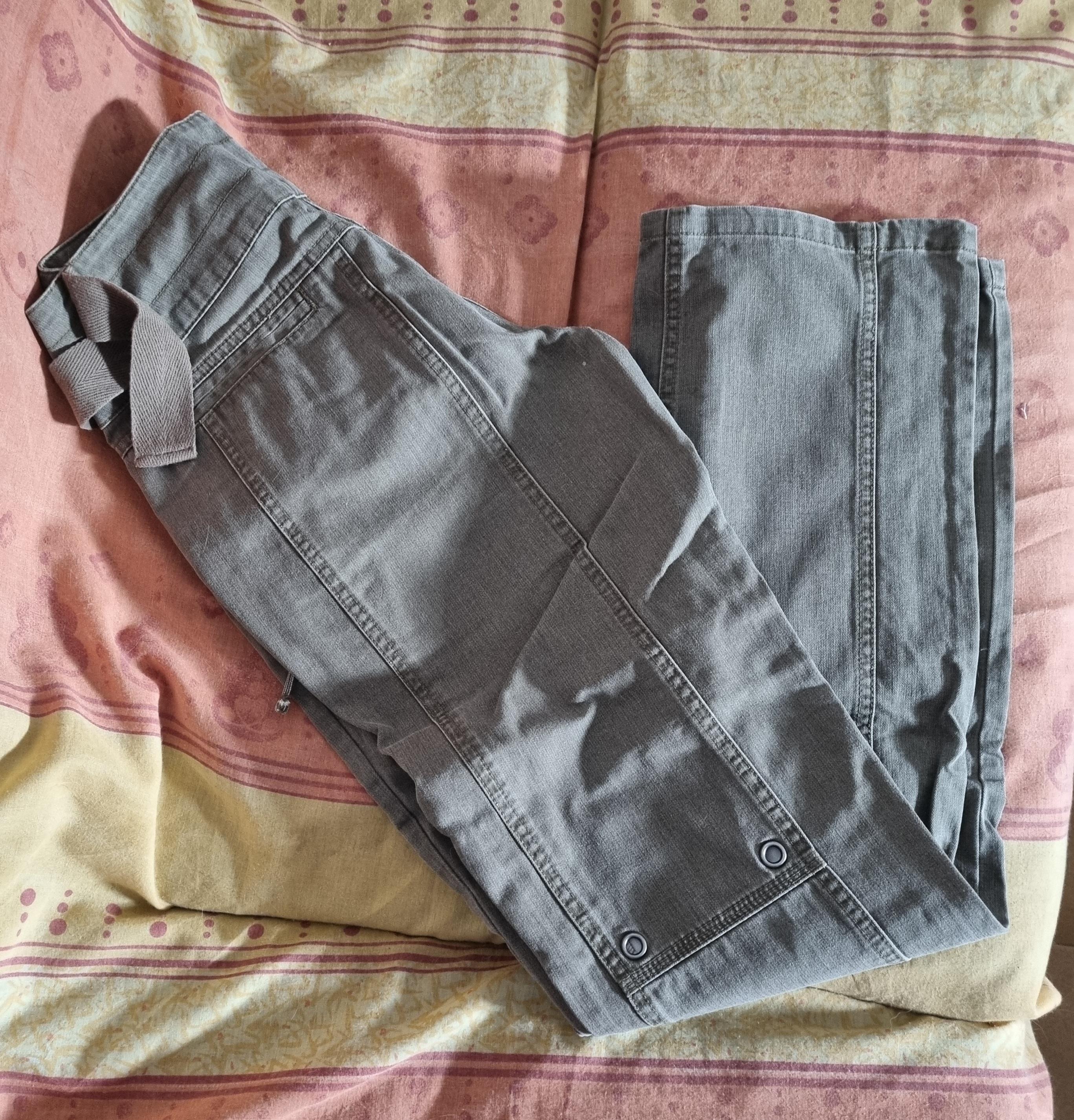 troc de troc pantalon esprit réservé image 1