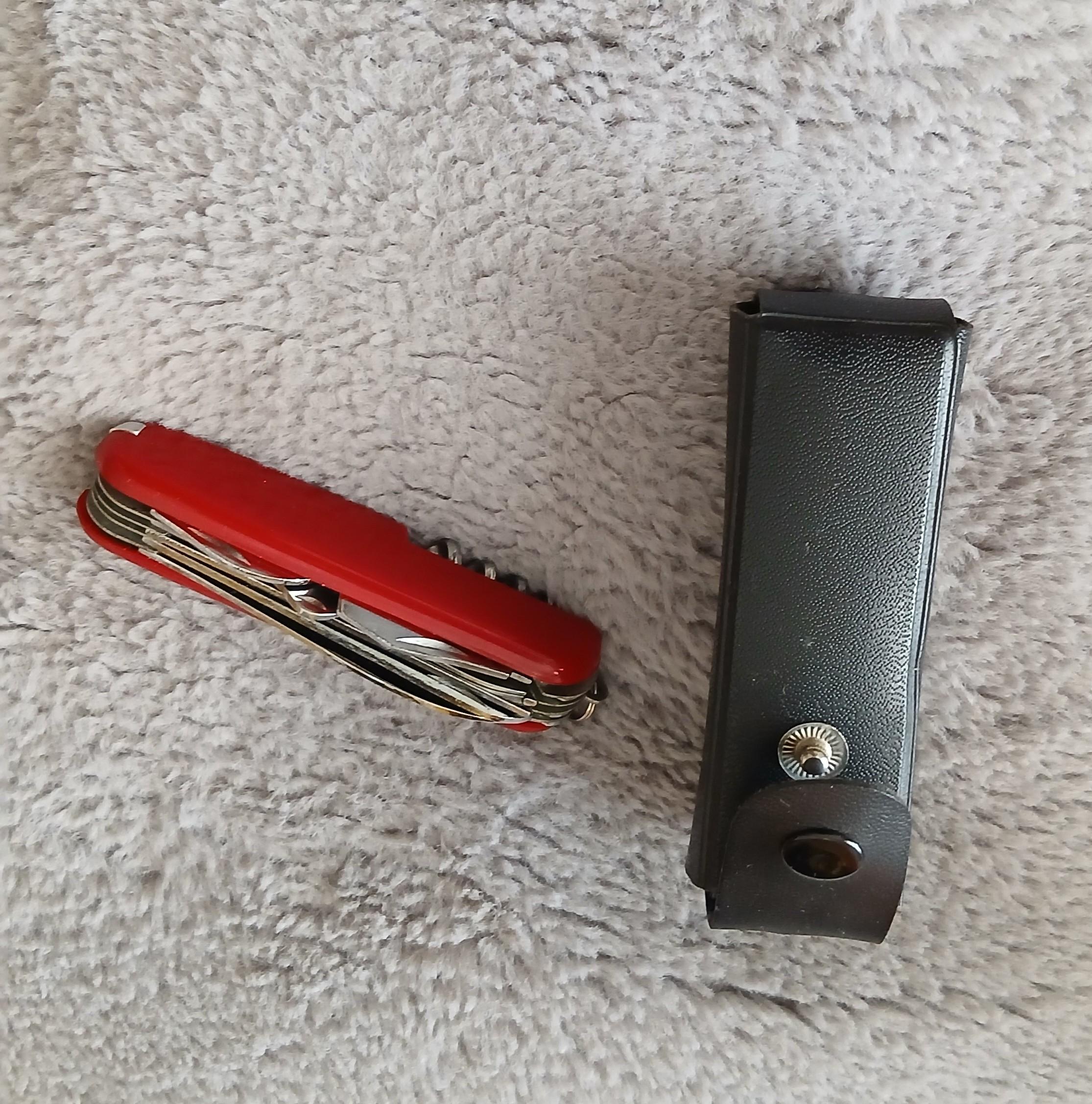 troc de troc un couteau multifonctielle image 1