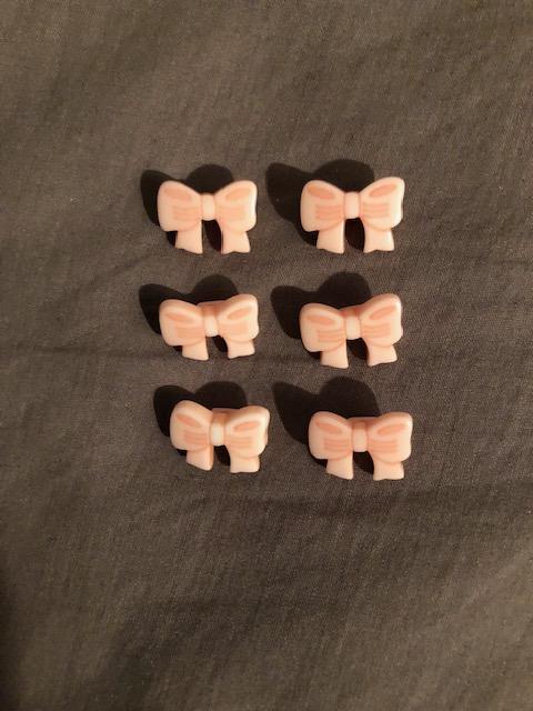 troc de troc (réservé) 6 petits boutons noeuds roses image 0