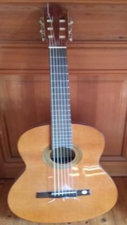 troc de troc guitare classique michel almeria modèle 2csm image 0