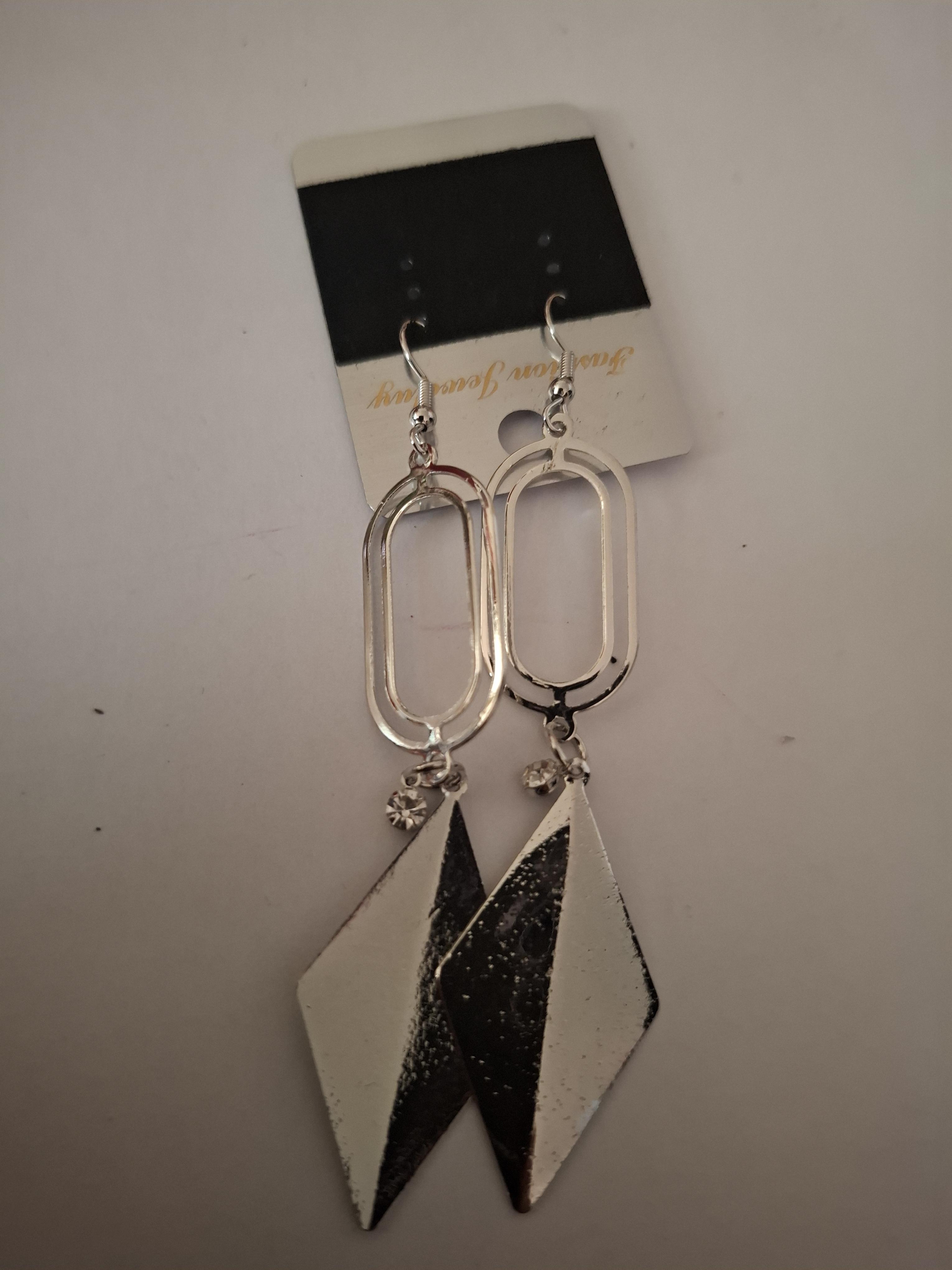 troc de troc reservecboucles d'oreilles image 0