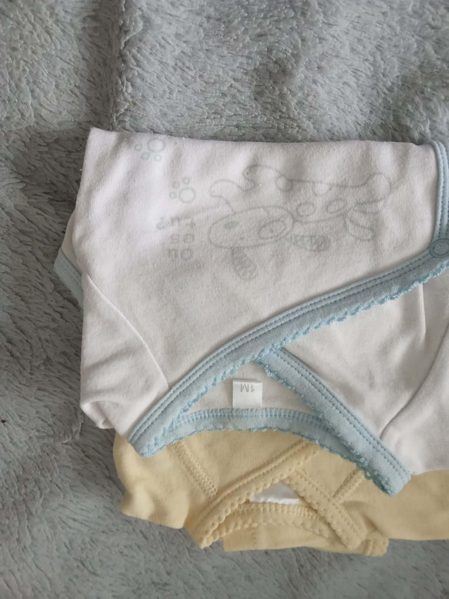 troc de troc 2 body  1 mois  comme neuf image 1