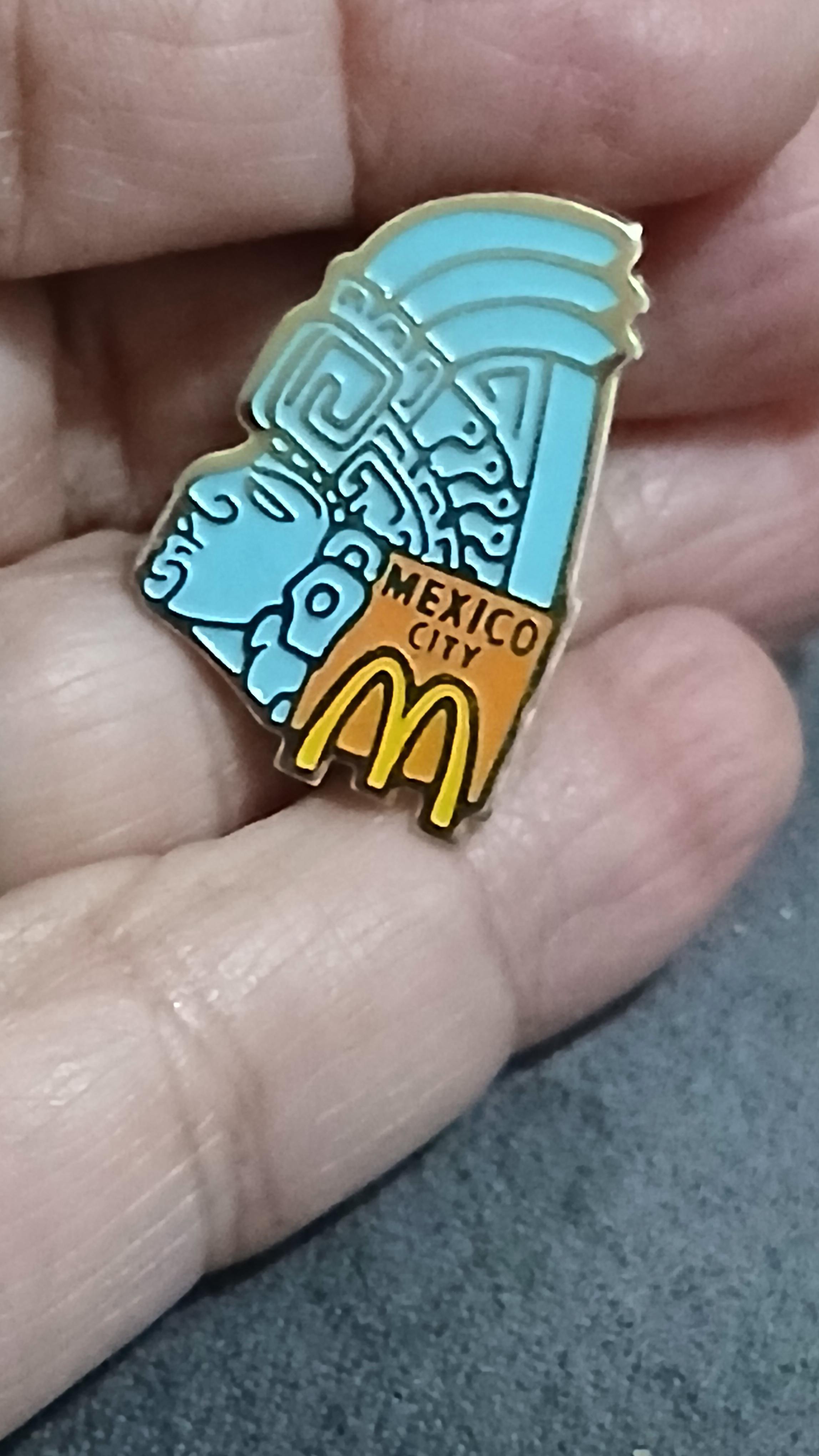 troc de troc reserver mammmh un pins image 0