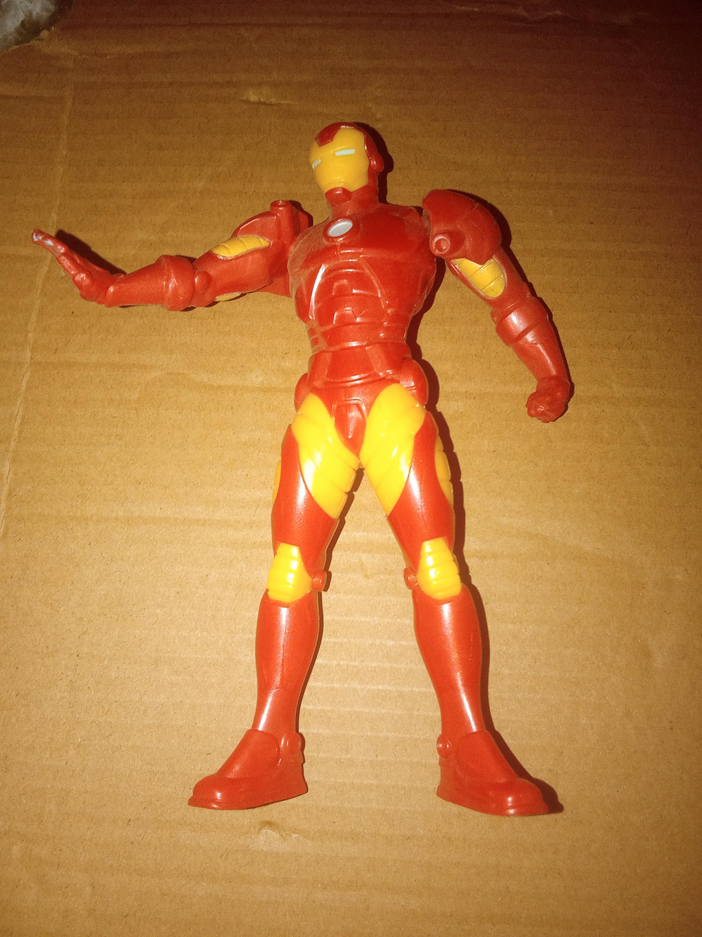 troc de troc figurine iroman réserver ginko image 0