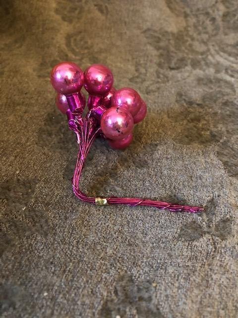troc de troc (réservé) 10 petites boules déco 1,5cm diam. approx. montées sur tige image 1