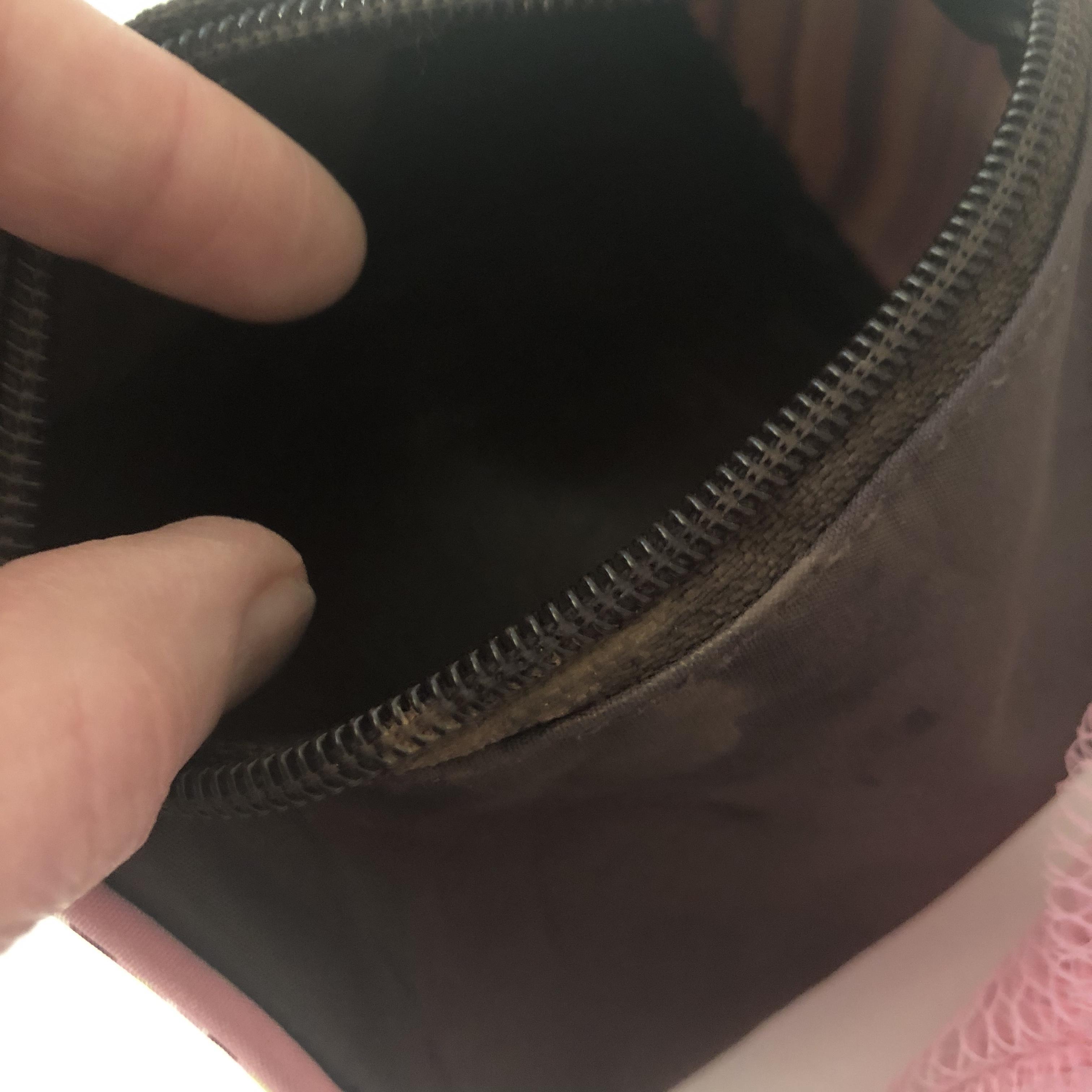 troc de troc petite trousse et fleur de douche image 1