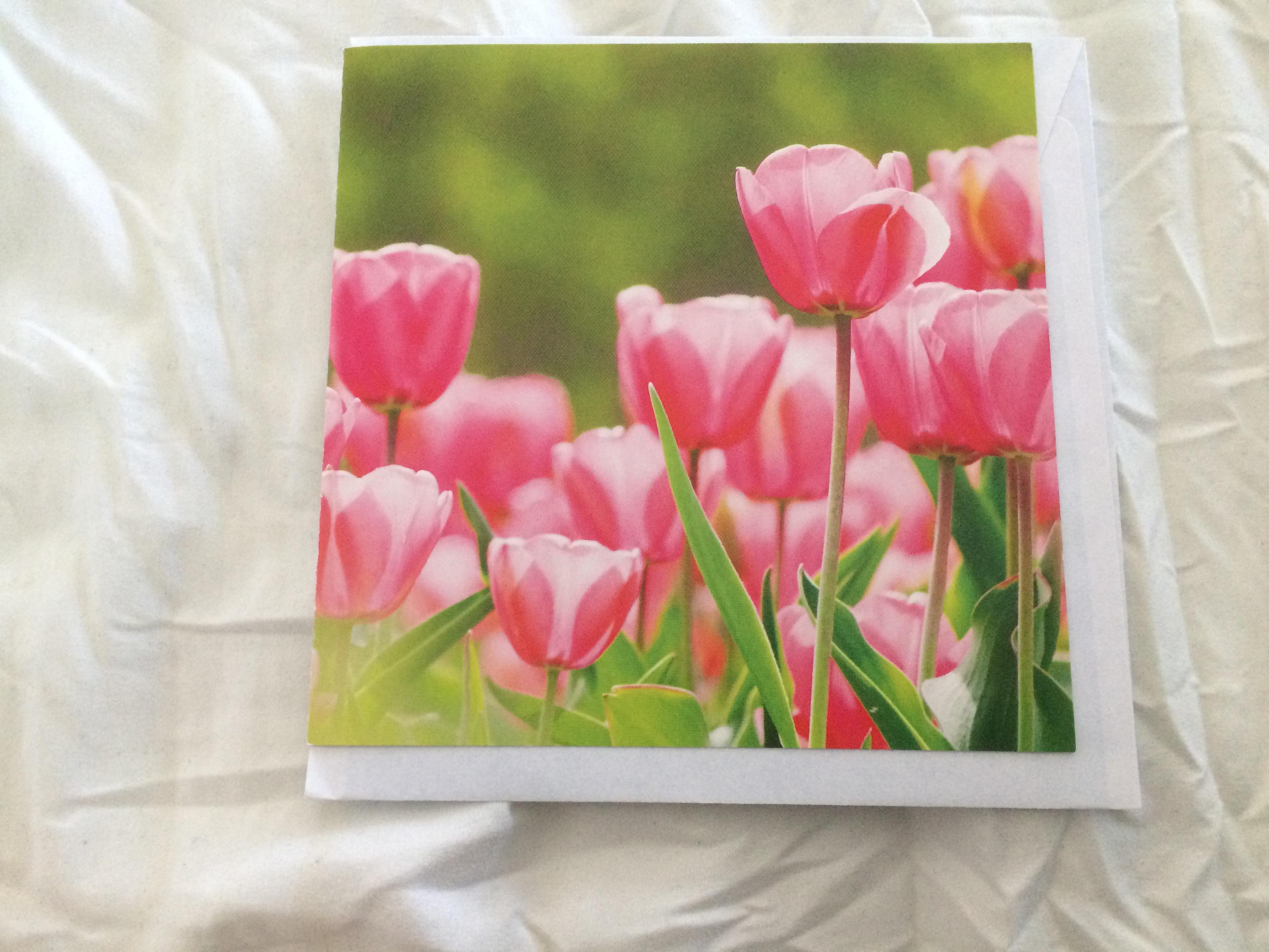 troc de troc carte carrée tulipes coloris rose & son enveloppe blanche image 0