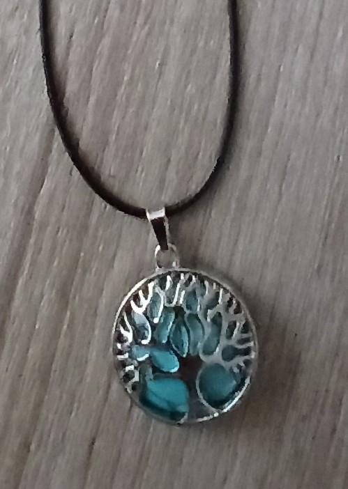 troc de troc reserver. collier femme " arbre de vie " image 1