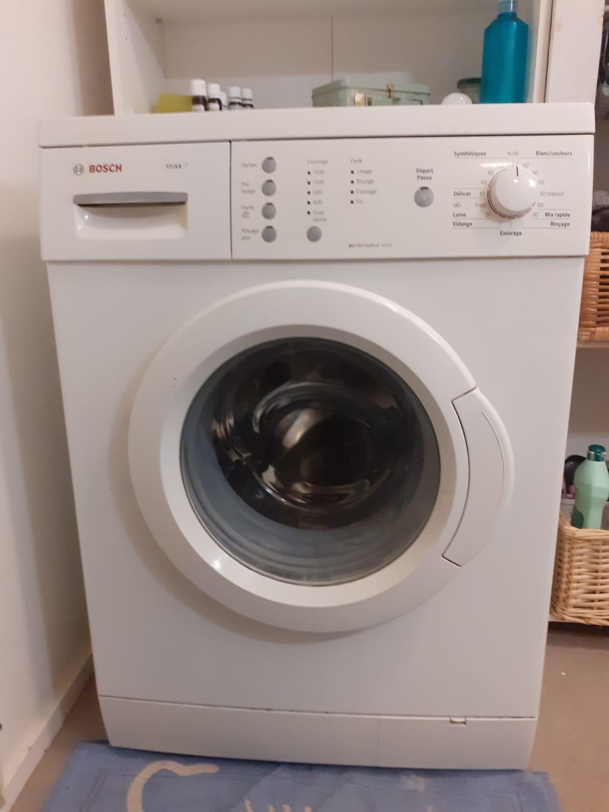 troc de troc machine à laver 2009 à échanger contre noisettes ou lave vaisselle image 0