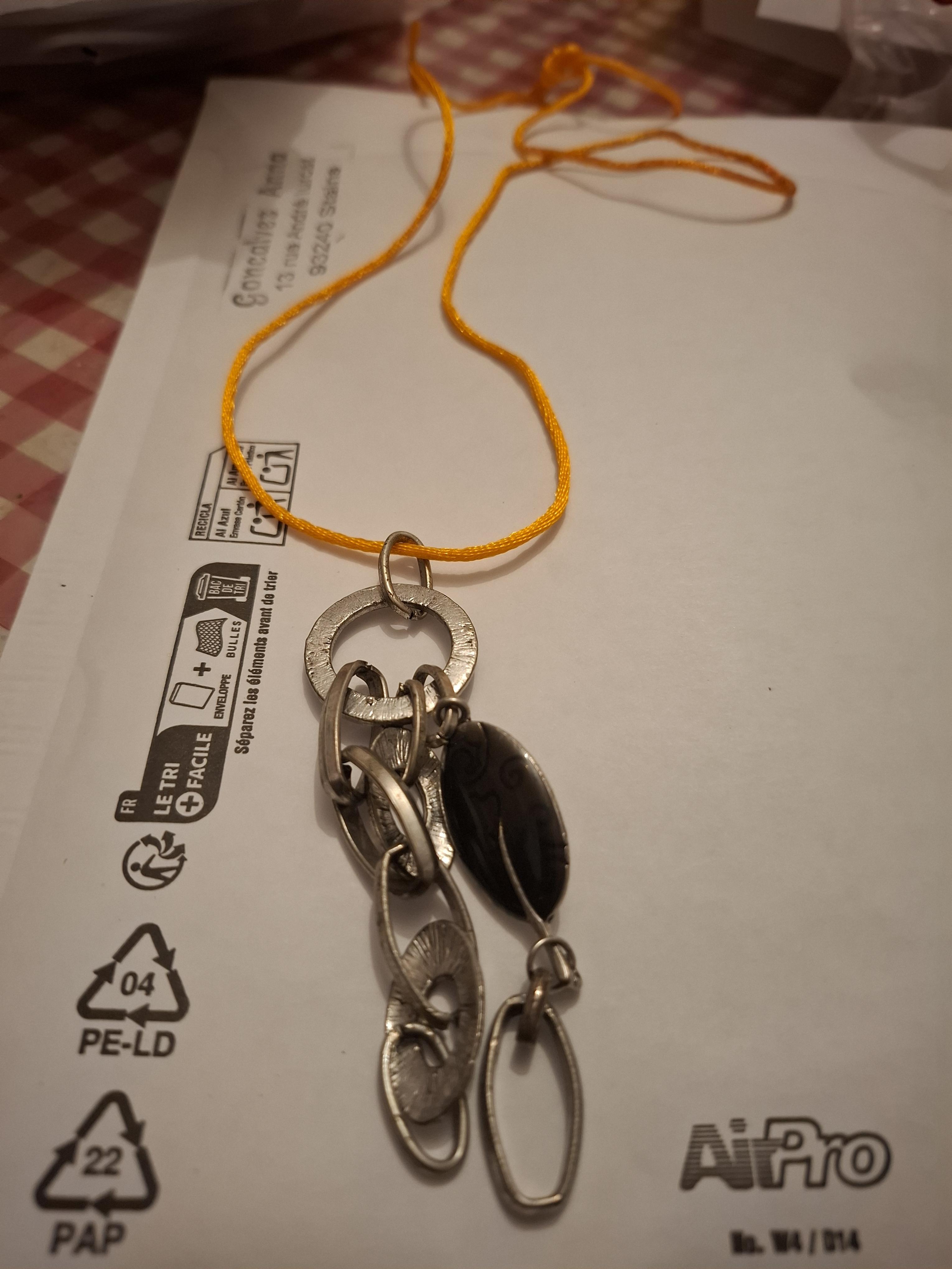 troc de troc collier image 0