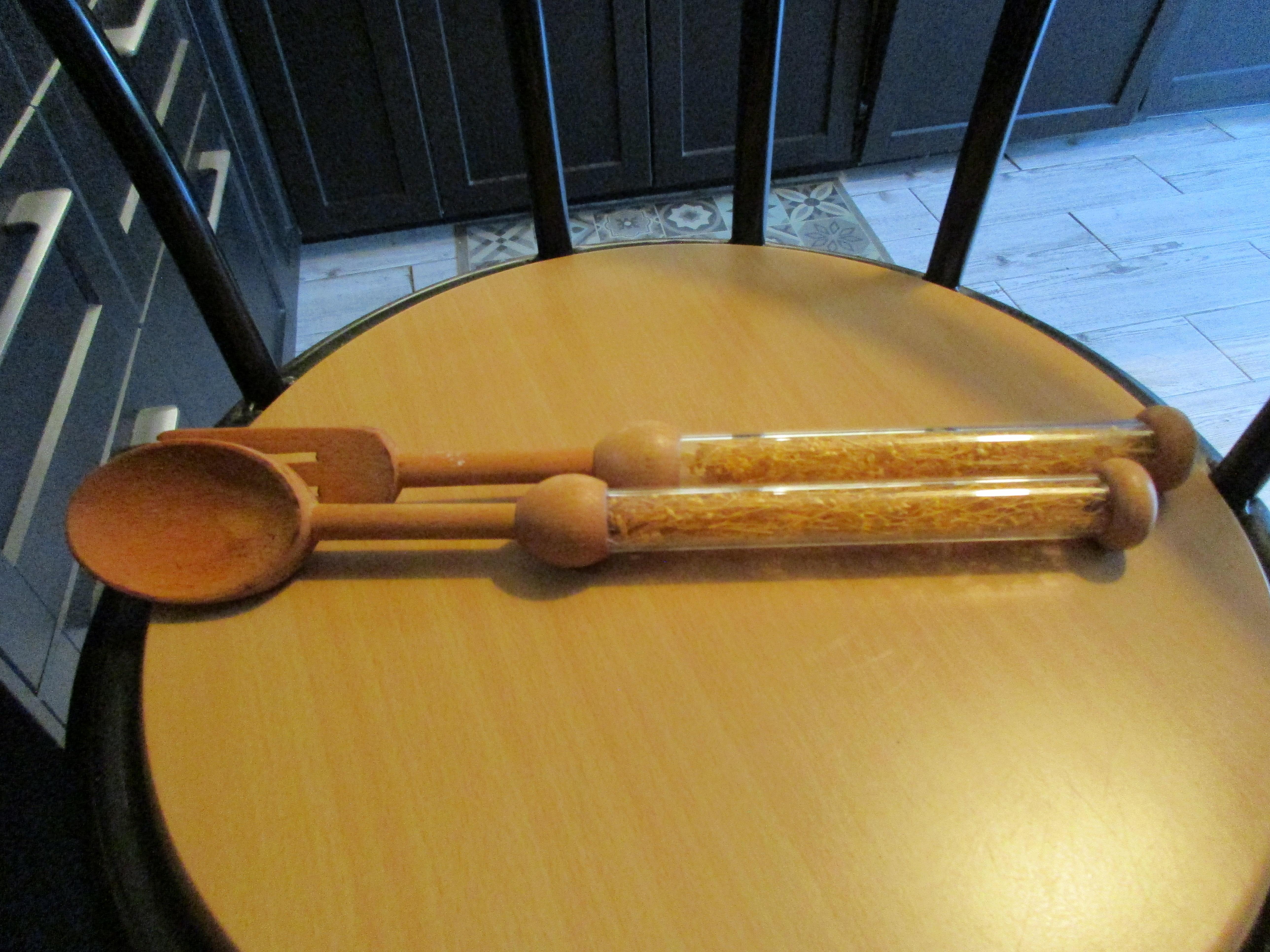 troc de troc couverts salade bois et plastique image 1
