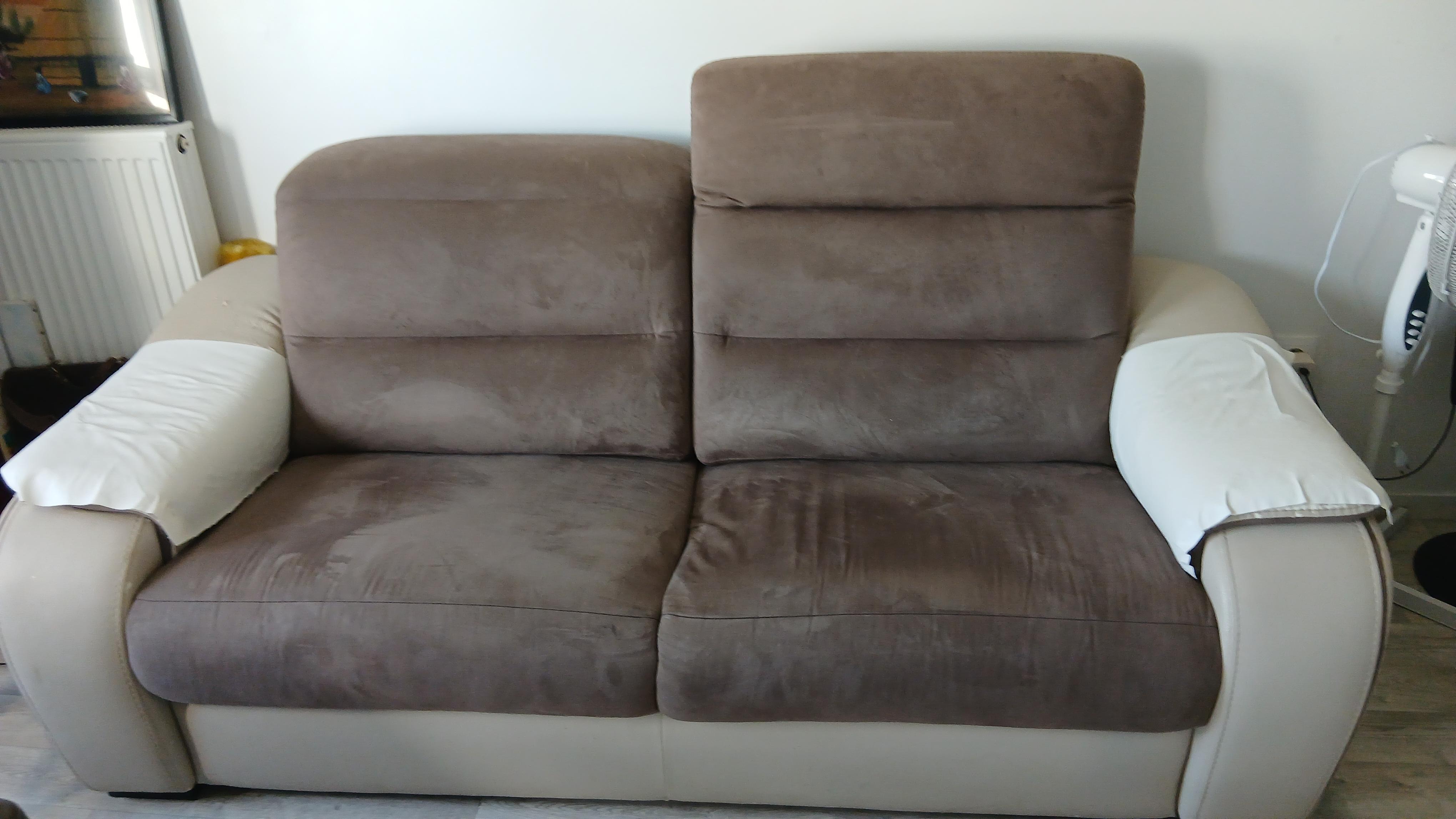 troc de troc troc canapé bi colore veulour marron et cuir beige image 0