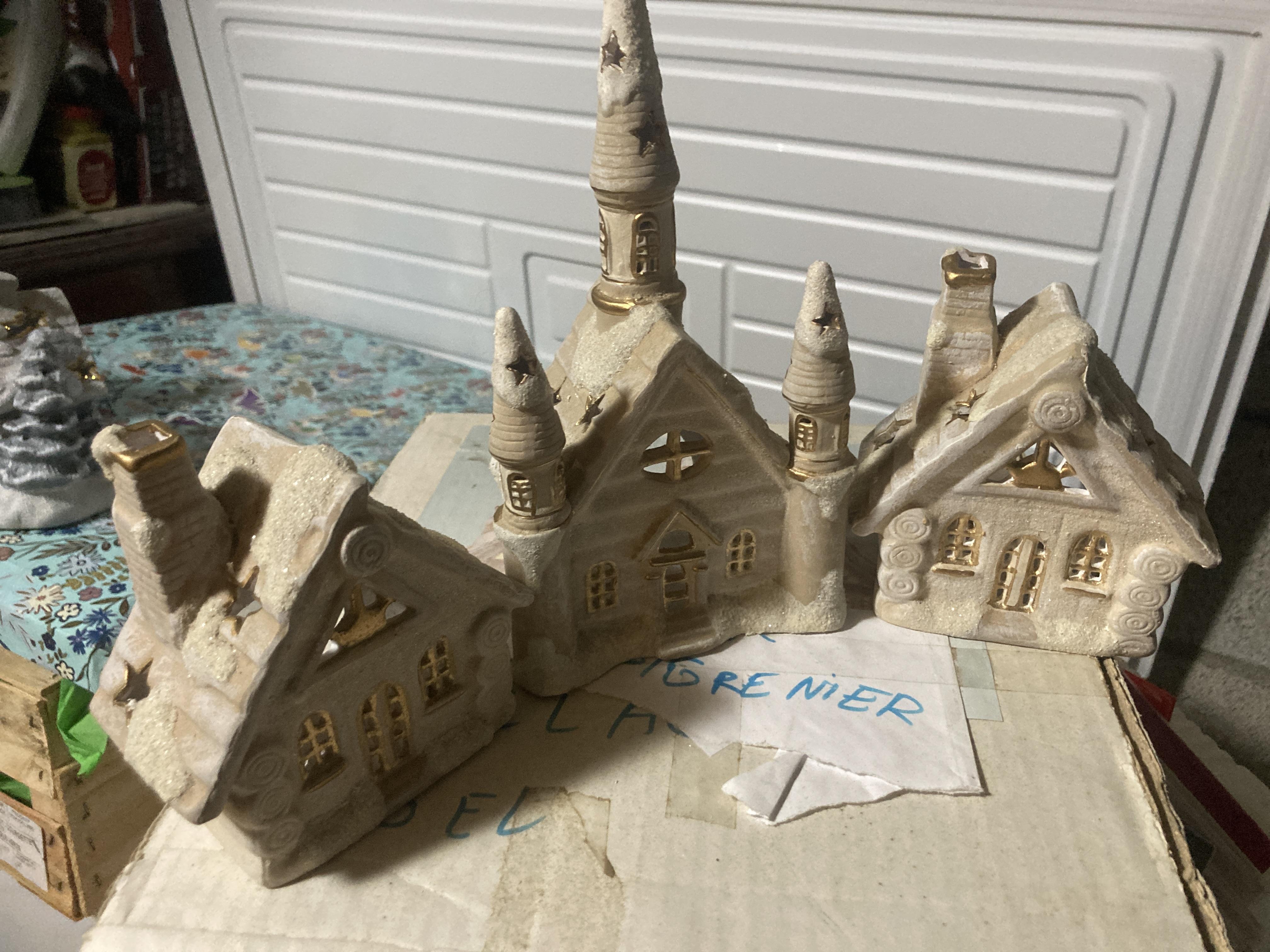 troc de troc village de noël 3 pièces image 1