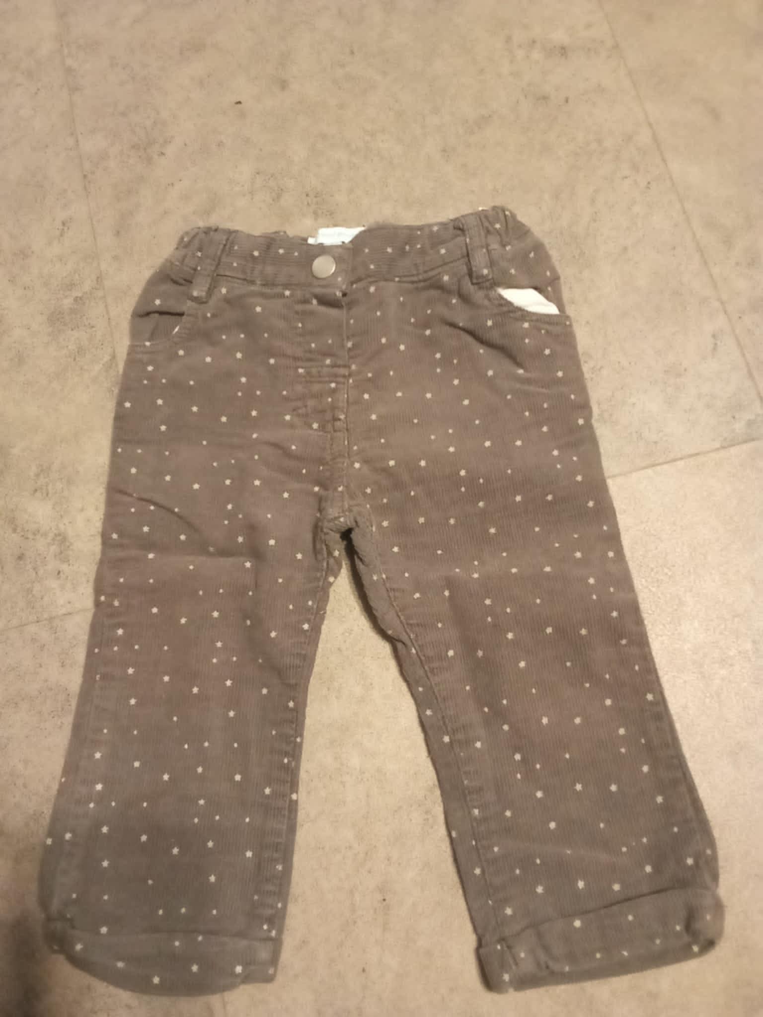 troc de troc pantalon velours fin  fille 9 mois marque les tout petits image 0