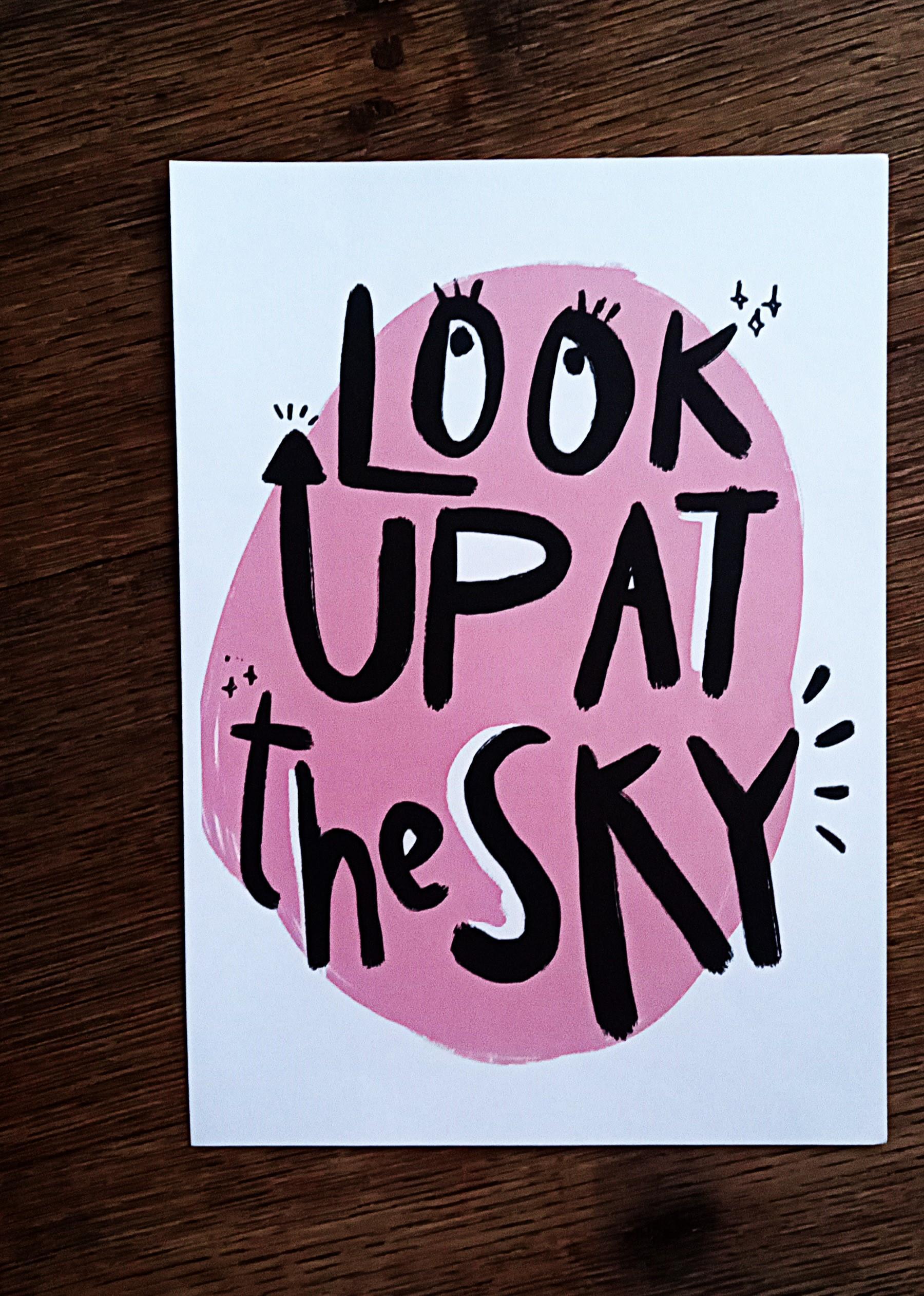 troc de troc affiche "look up at the sky". image 0