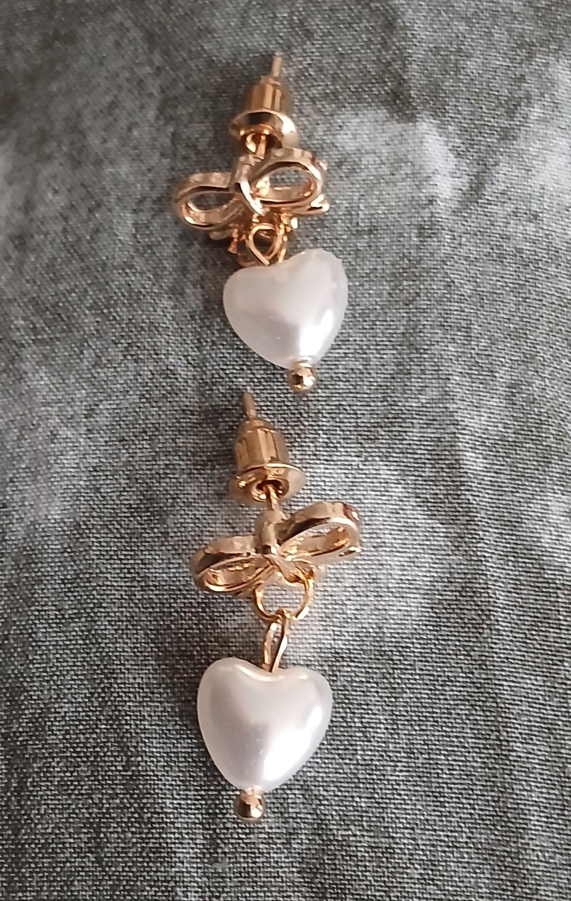 troc de troc reserver fidji une paire de boucle d oreille image 0