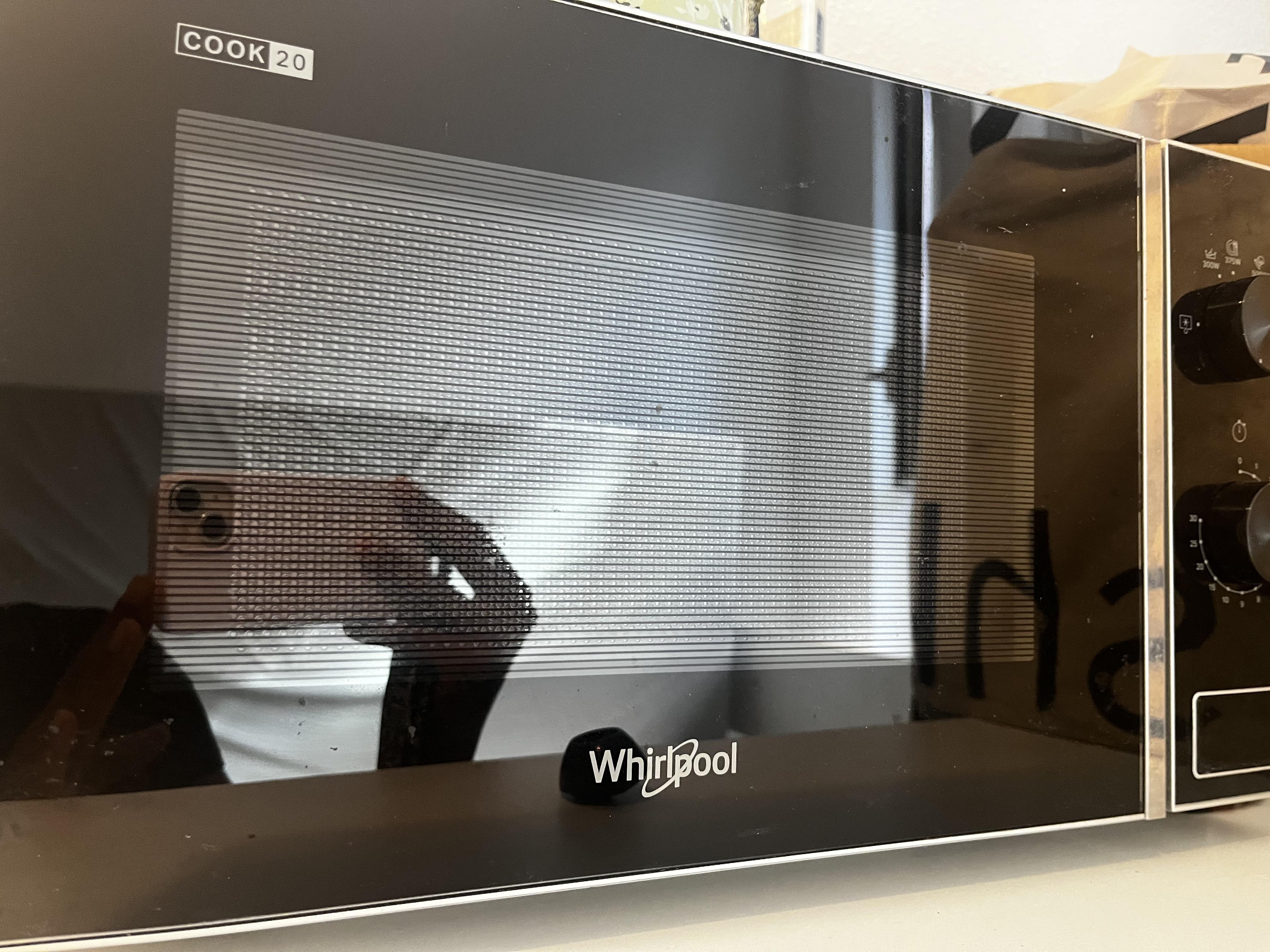 troc de troc micro-onde whirpool image 0