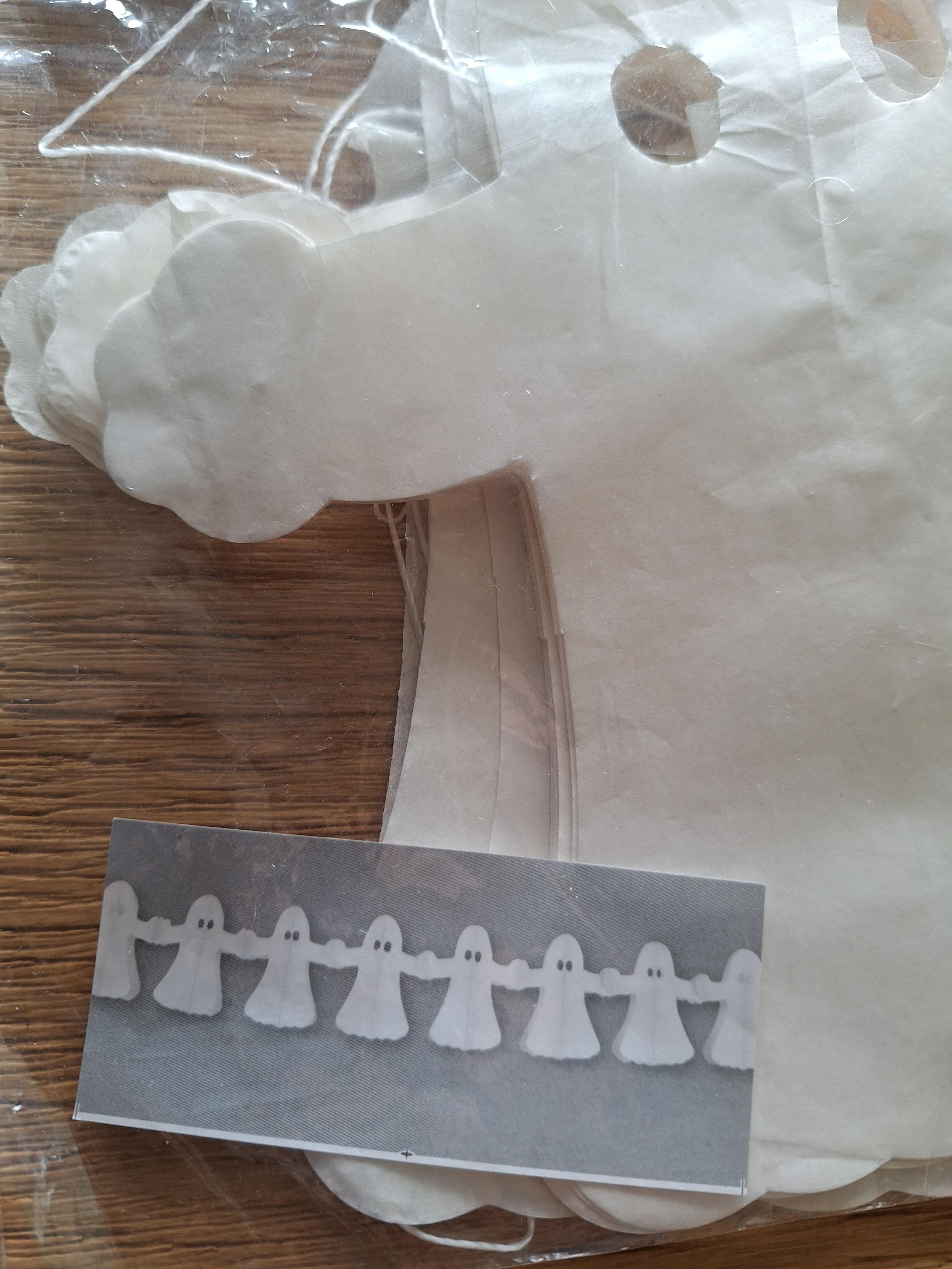troc de troc 2 guirlandes de 4 mètres en papier halloween neuves image 2