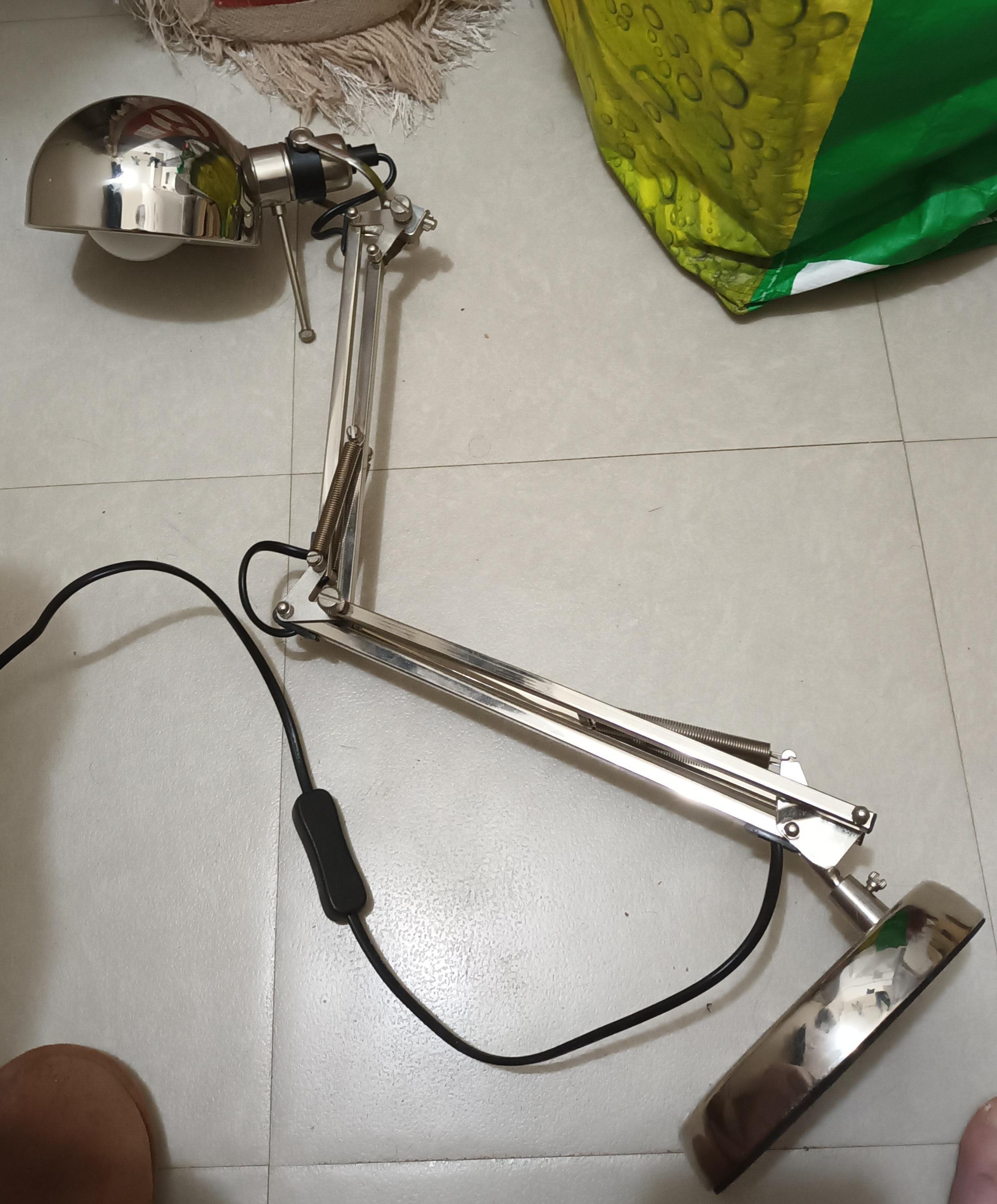 troc de troc lampe de bureau ikea image 0