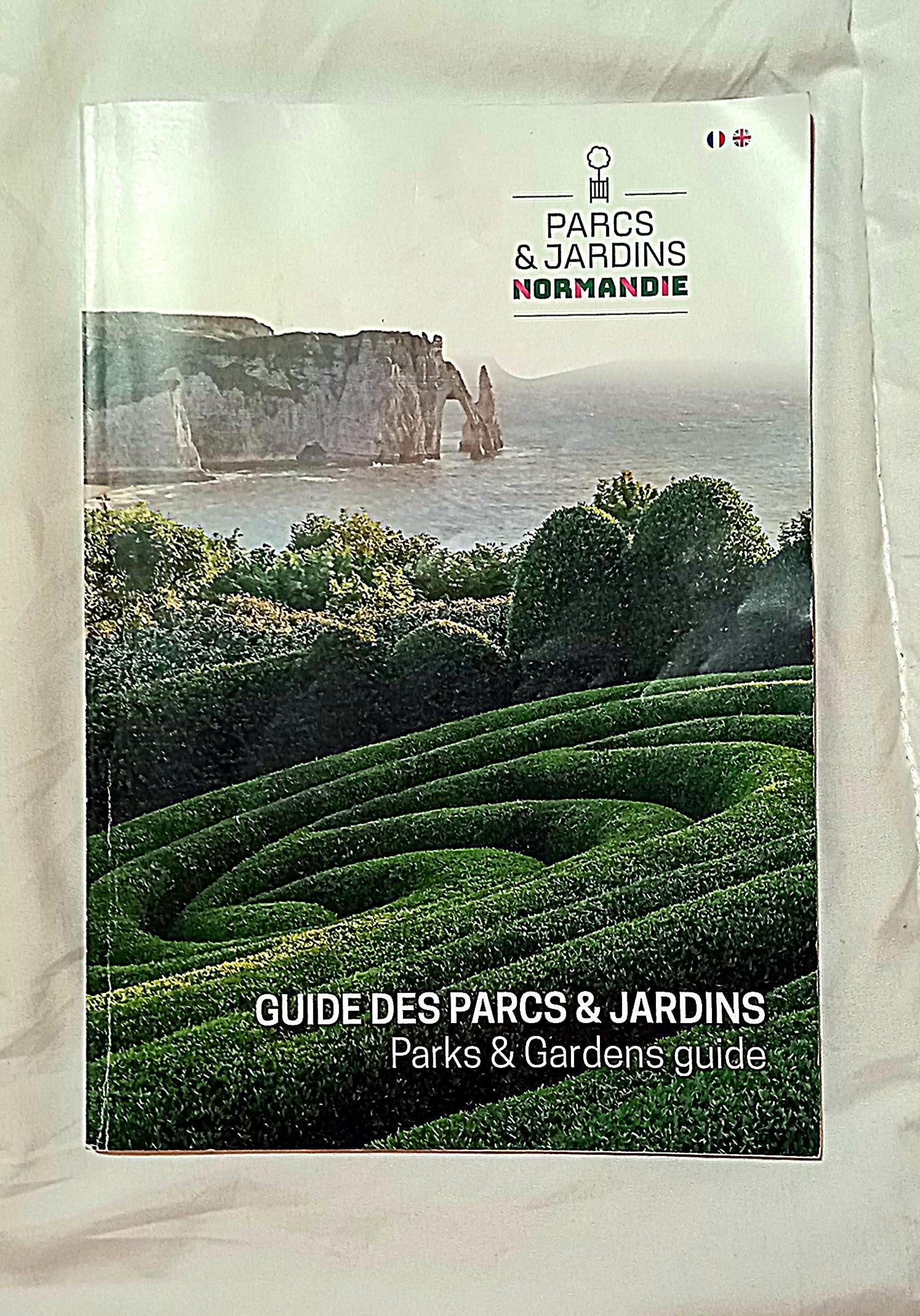 troc de troc guide des parcs et jardins normandie. image 0