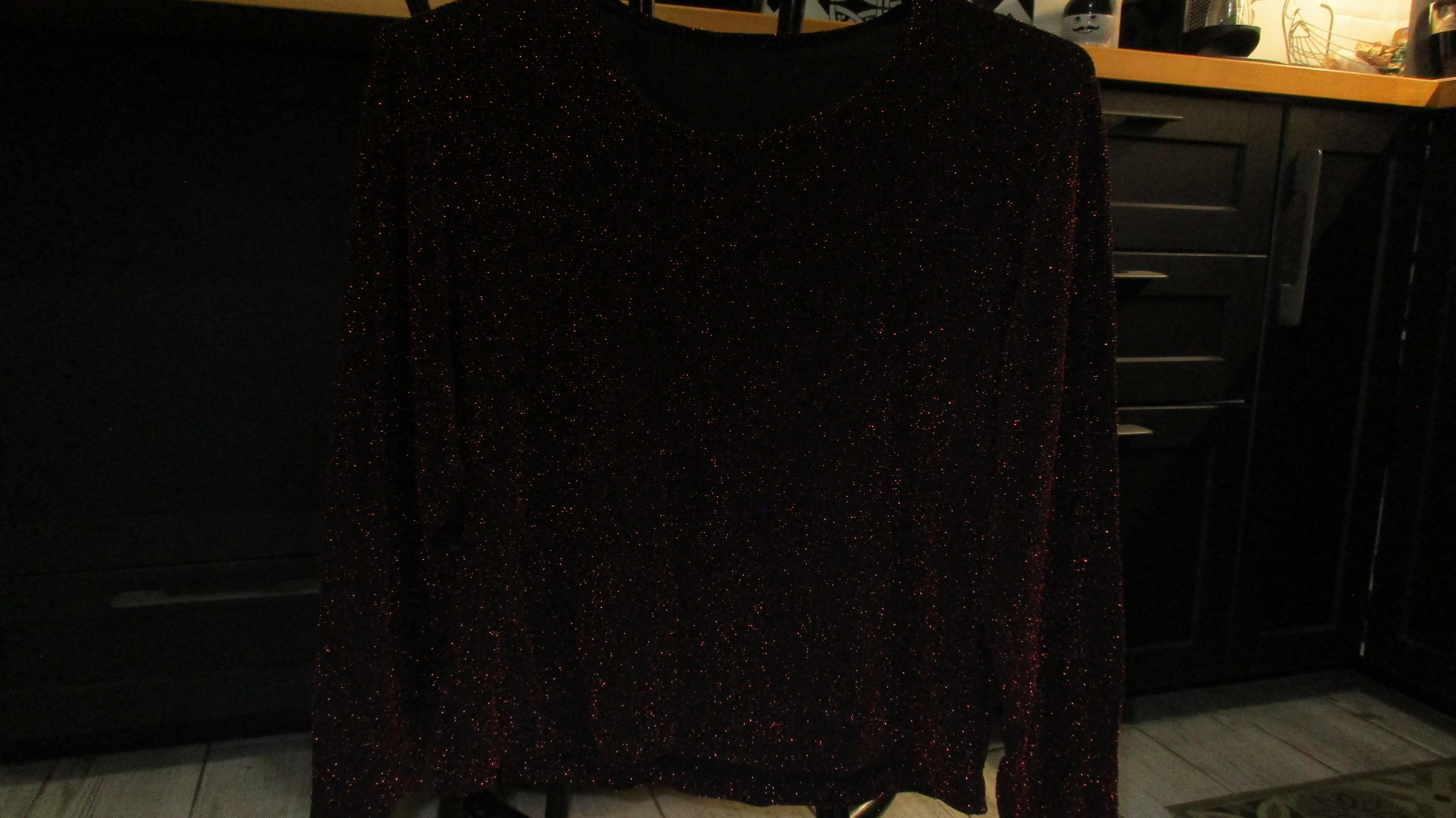 troc de troc réservé,haut tout pailleté p état t38 image 0