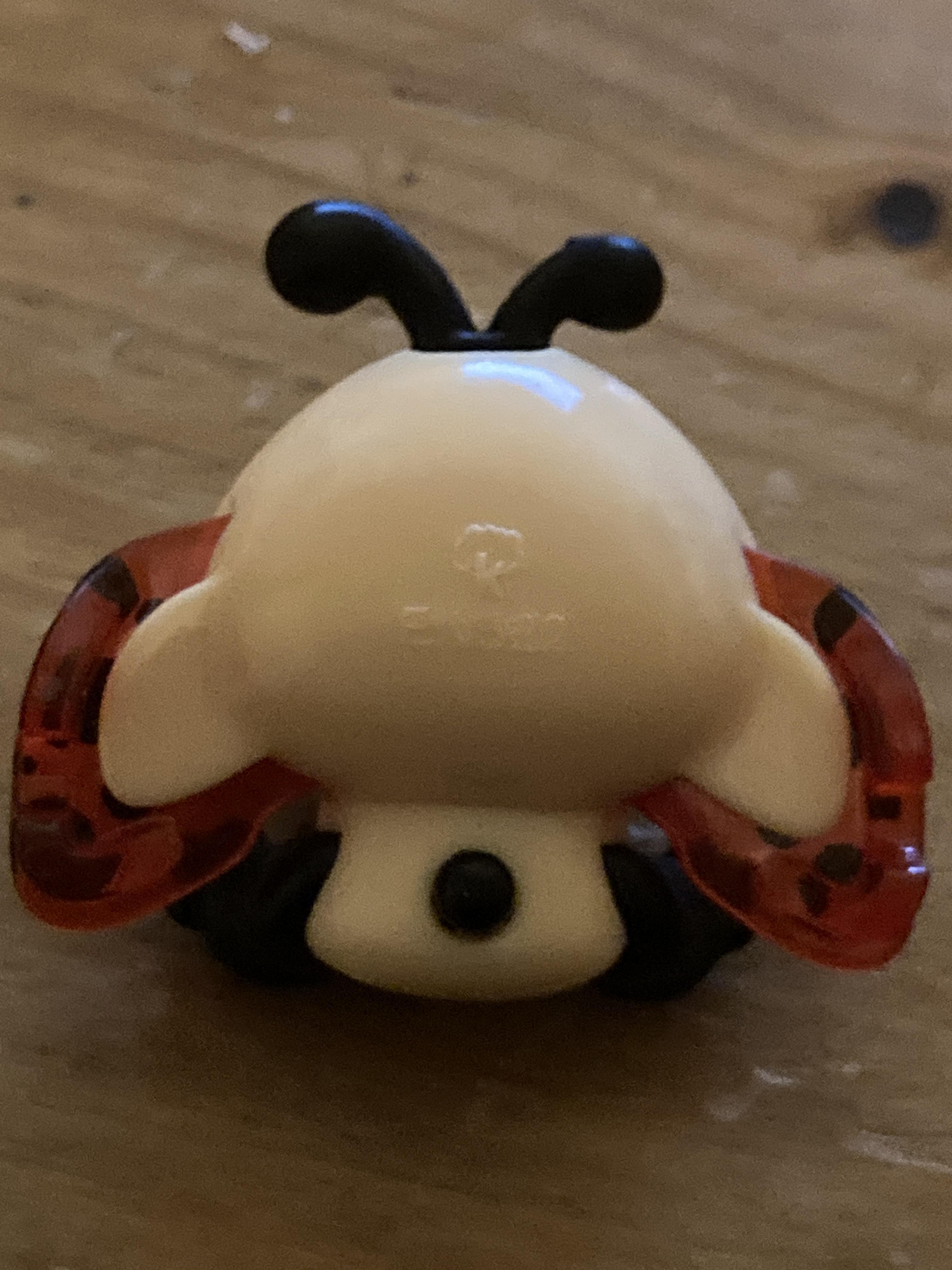 troc de troc réservé jouet kinder coccinelle image 2