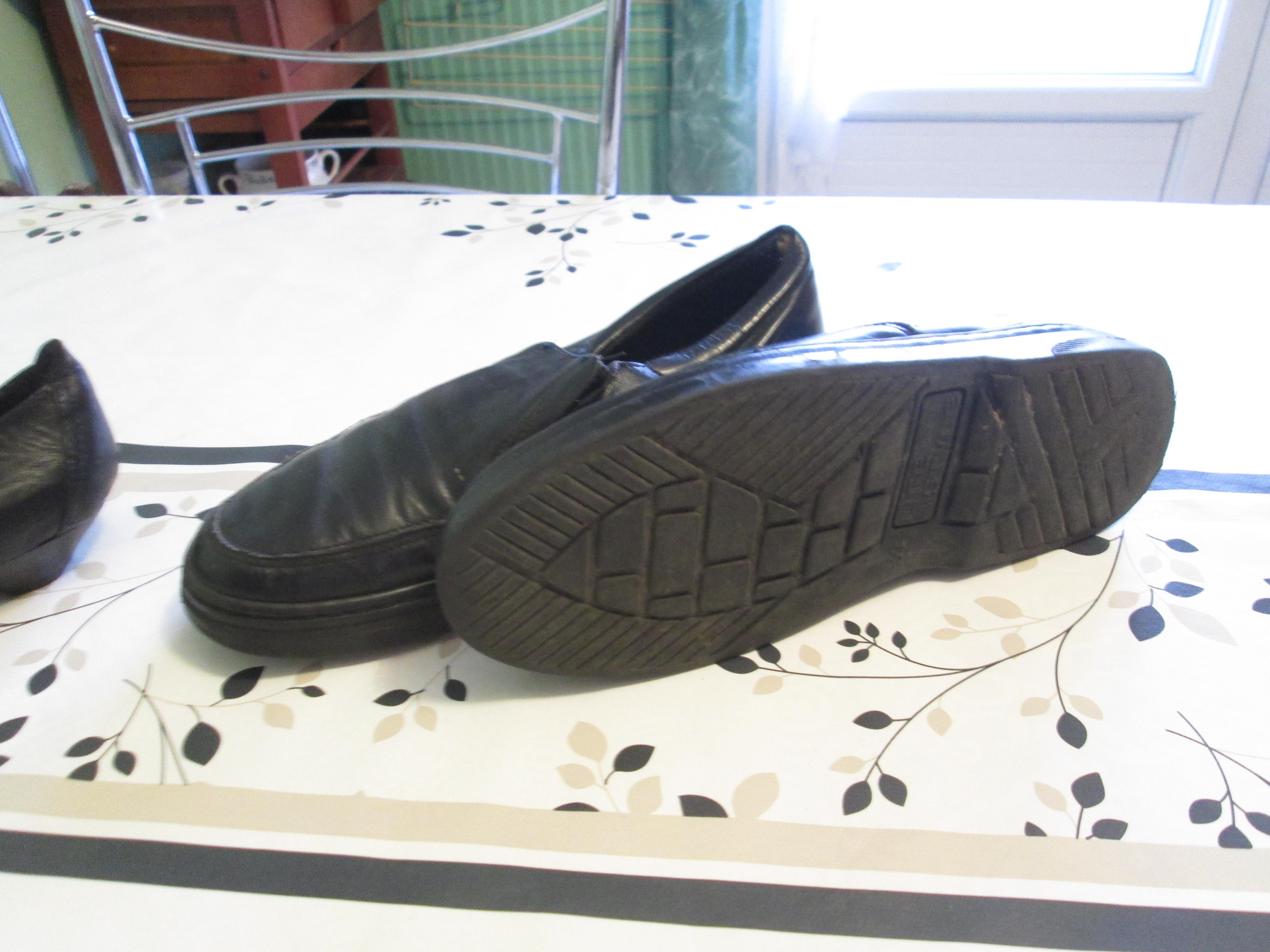 troc de troc souliers noirs pointure 39 comme neuf 15 noisettes image 1