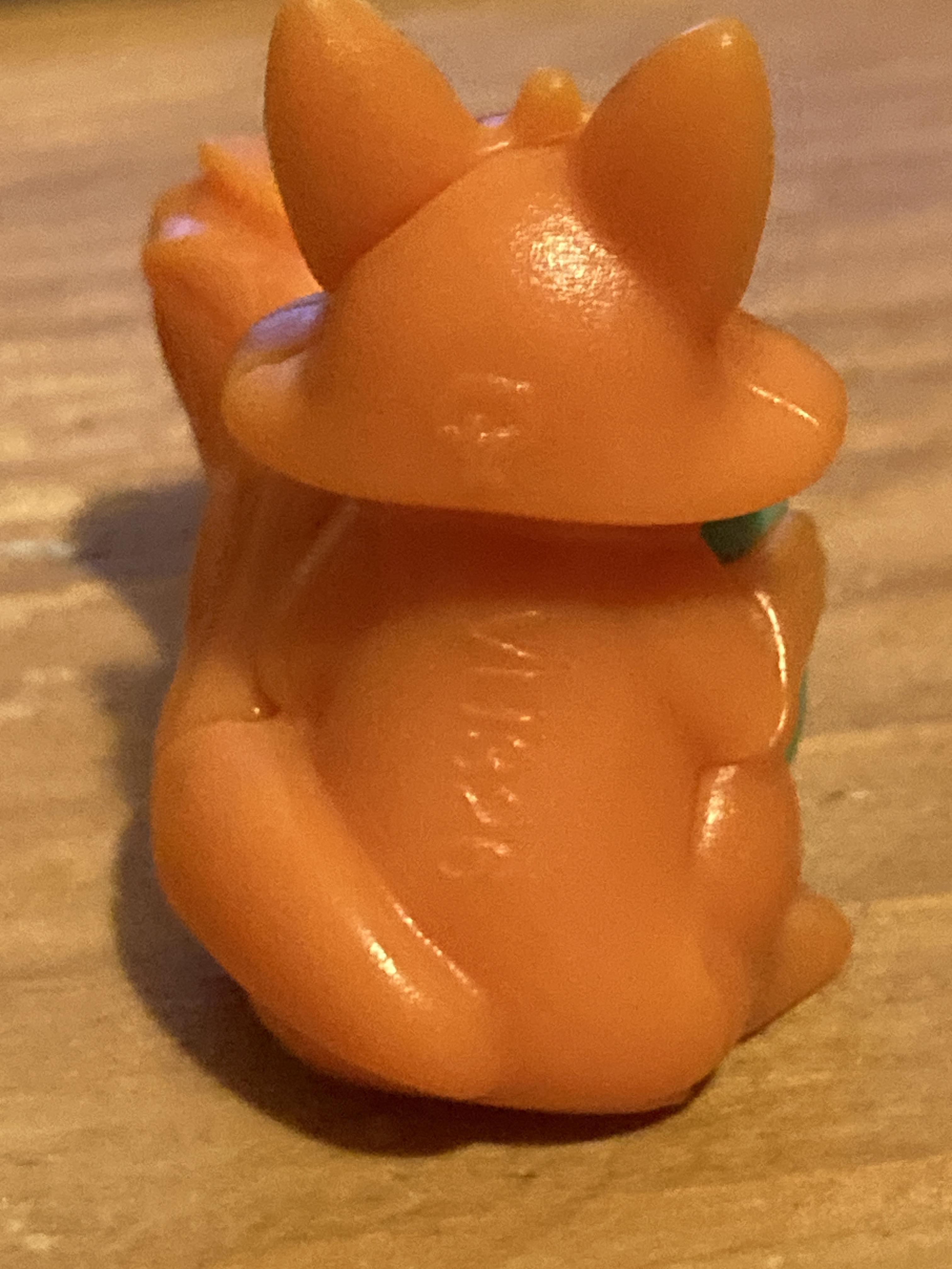 troc de troc réservé jouet kinder renard avec o un de pâques image 1