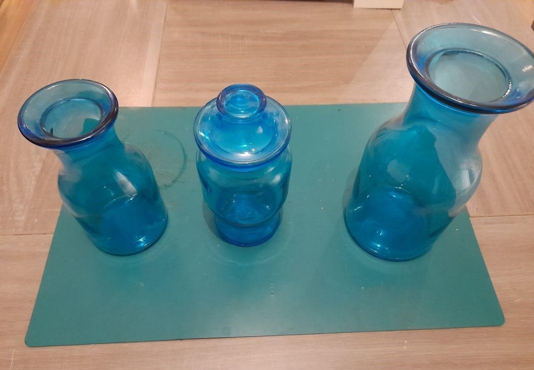 troc de troc 3 vases bleus d aphoticaire belges image 0