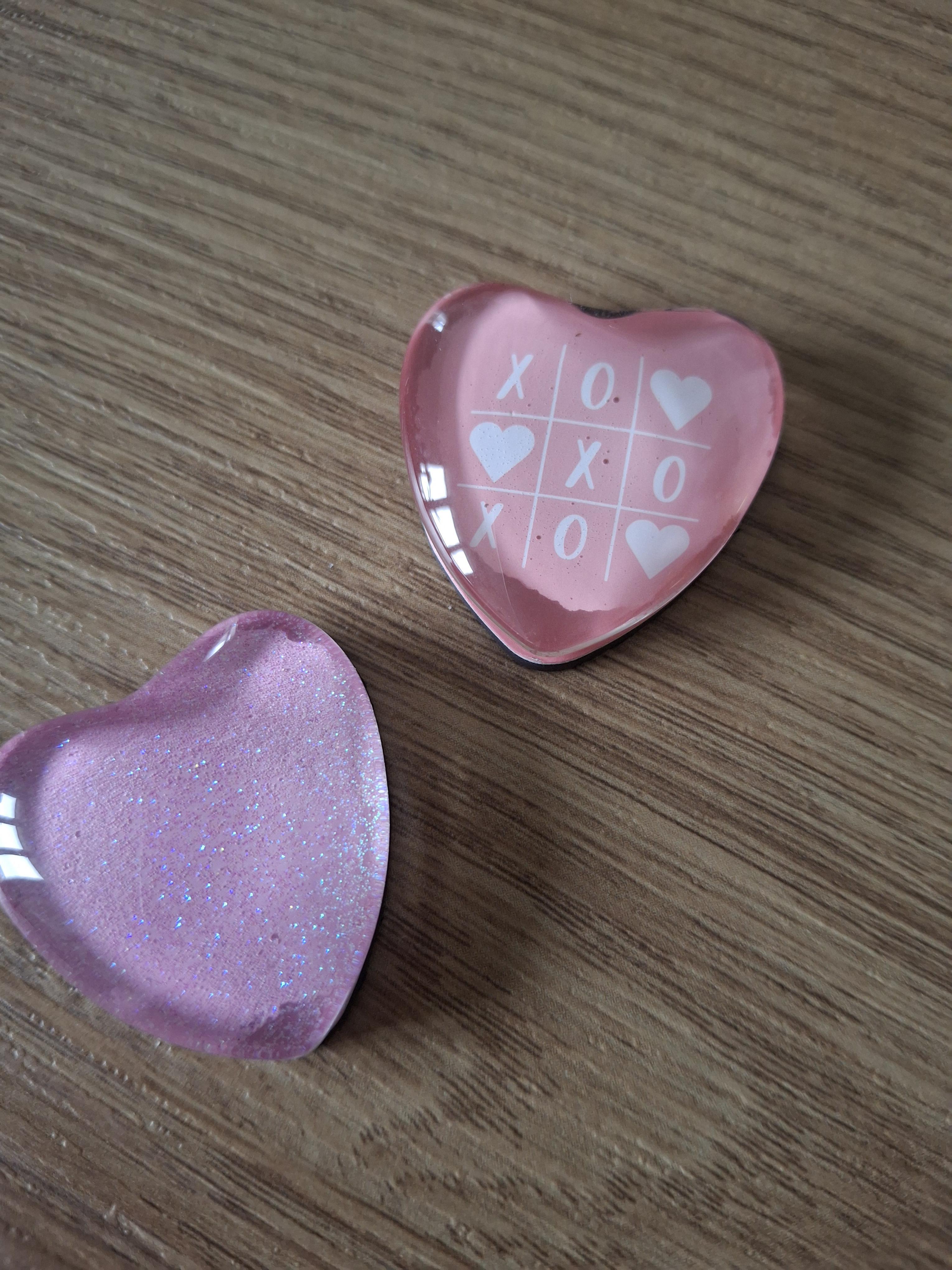 troc de troc lot 2 petits aimants cœur rose image 0