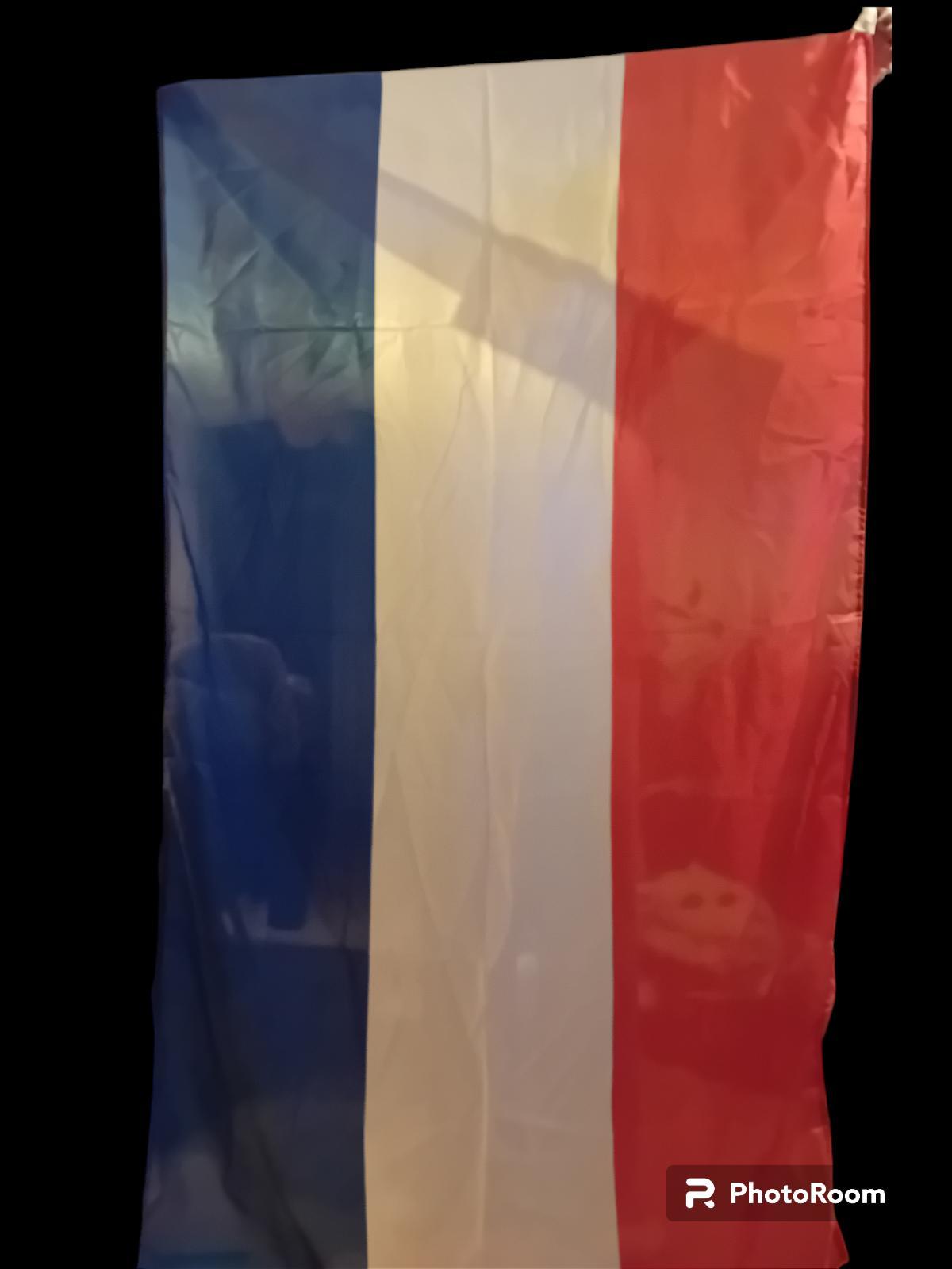 troc de troc grand drapeau image 0