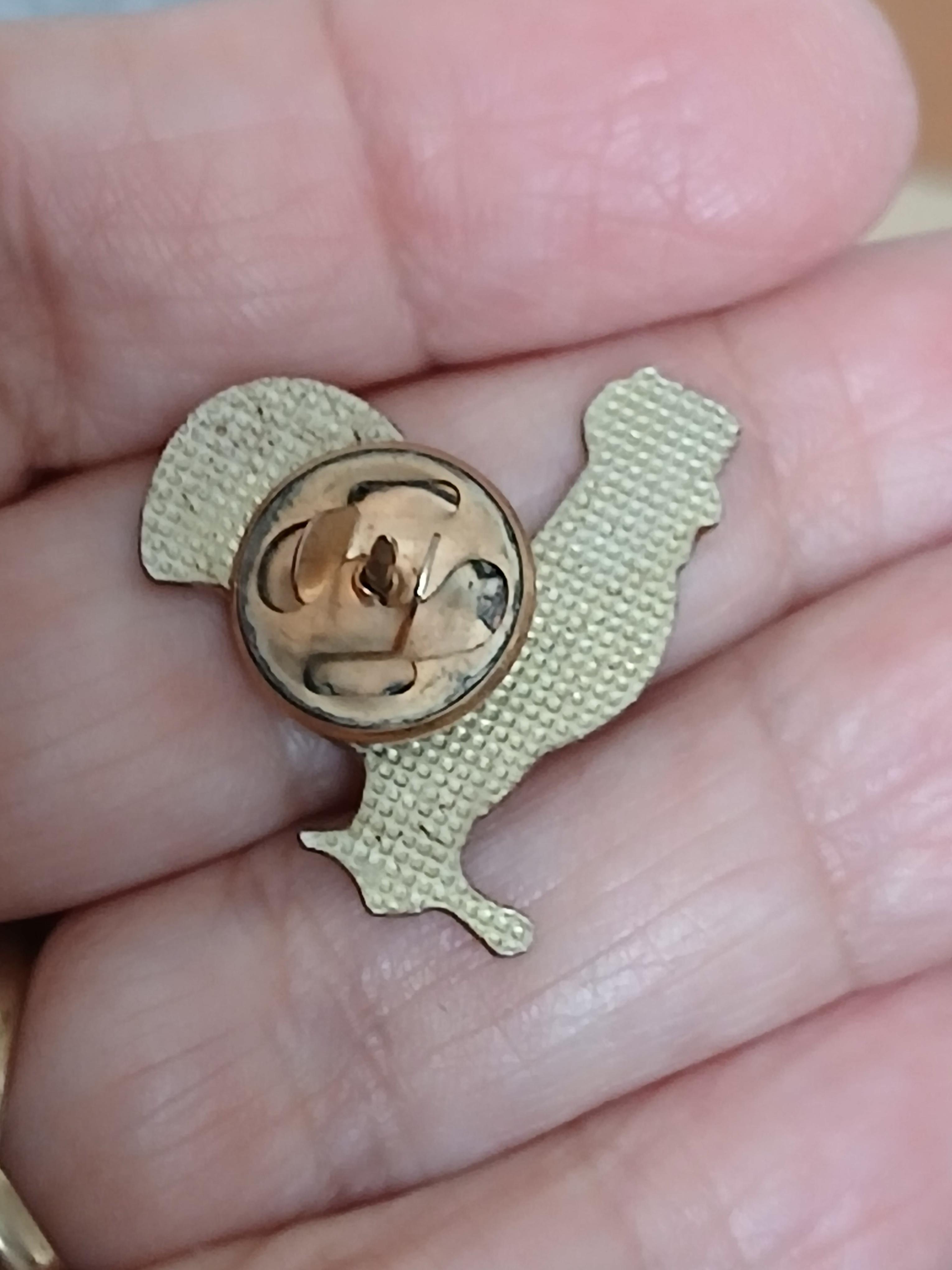 troc de troc reserver troqueuse  un pins image 2