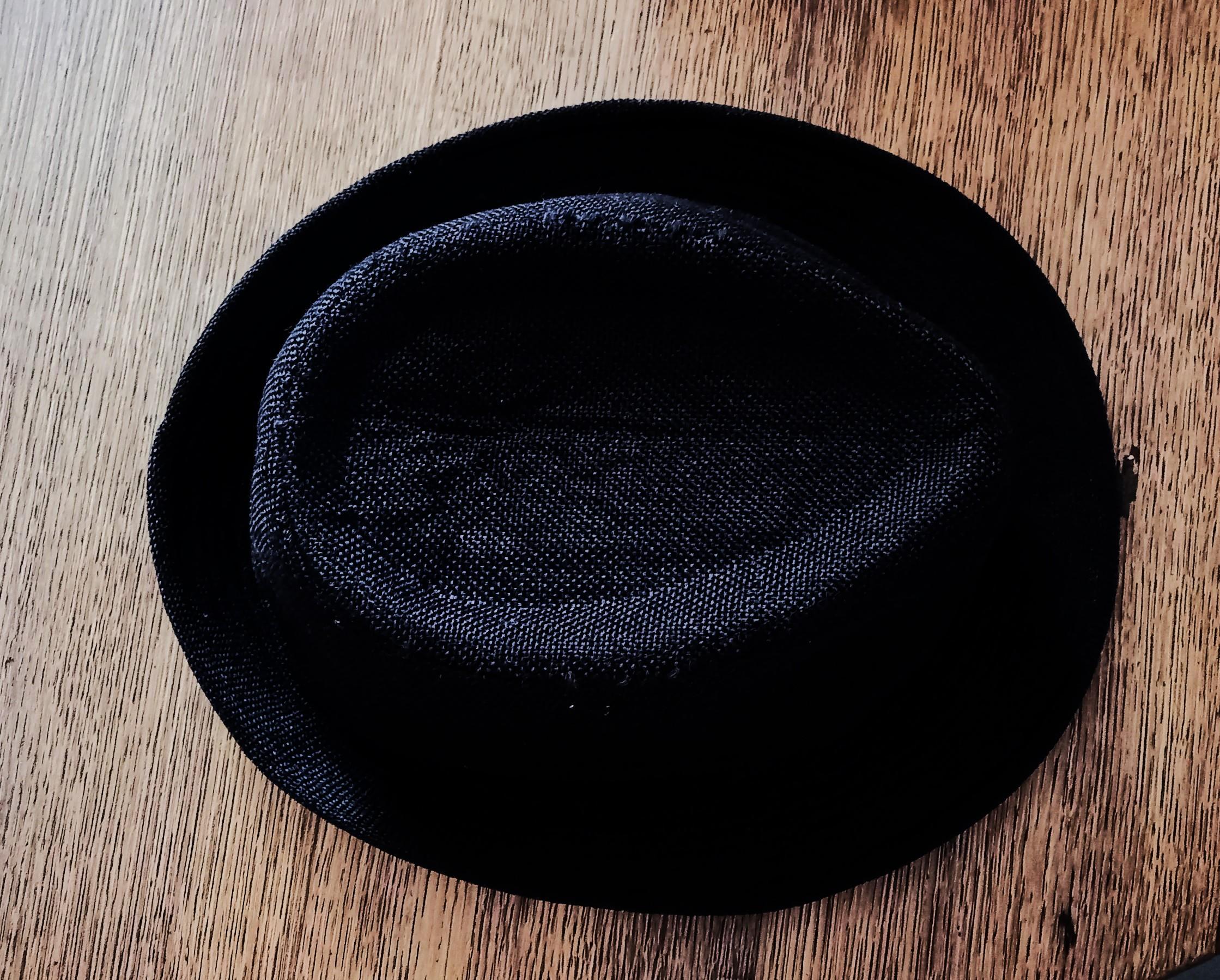 troc de troc chapeau melon noir. image 1
