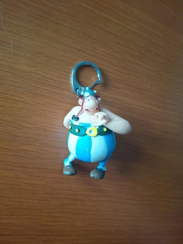 troc de troc porte clef obélix plastoy uderzo goscinny 2002 image 0