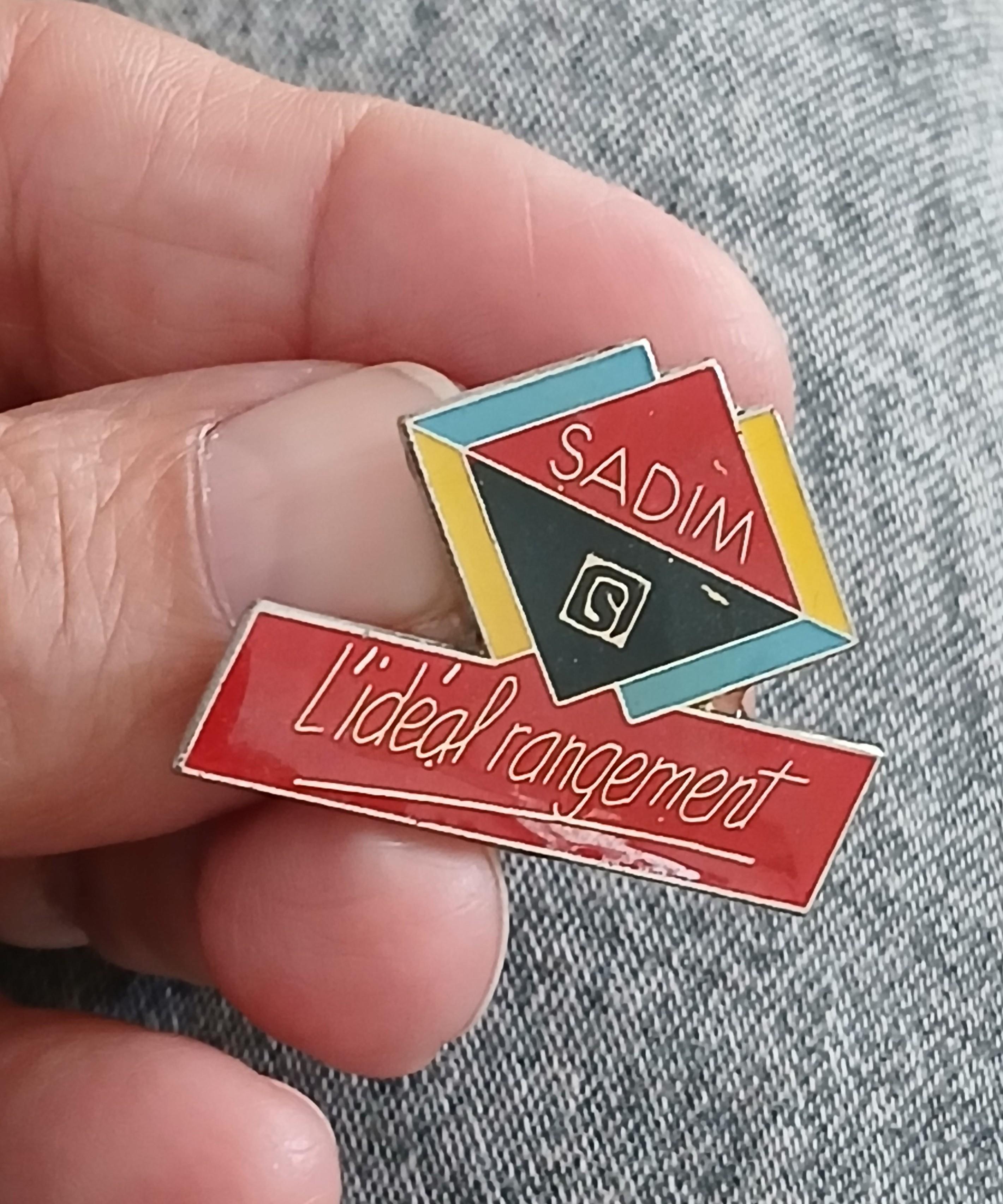 troc de troc un pins image 0
