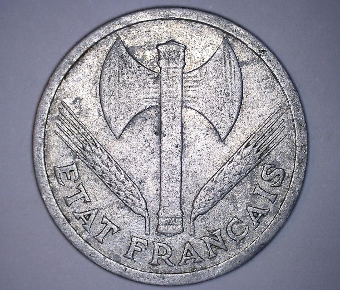 troc de troc rarissime 2 francs bazor francisque 1944 sans signature lb image 0