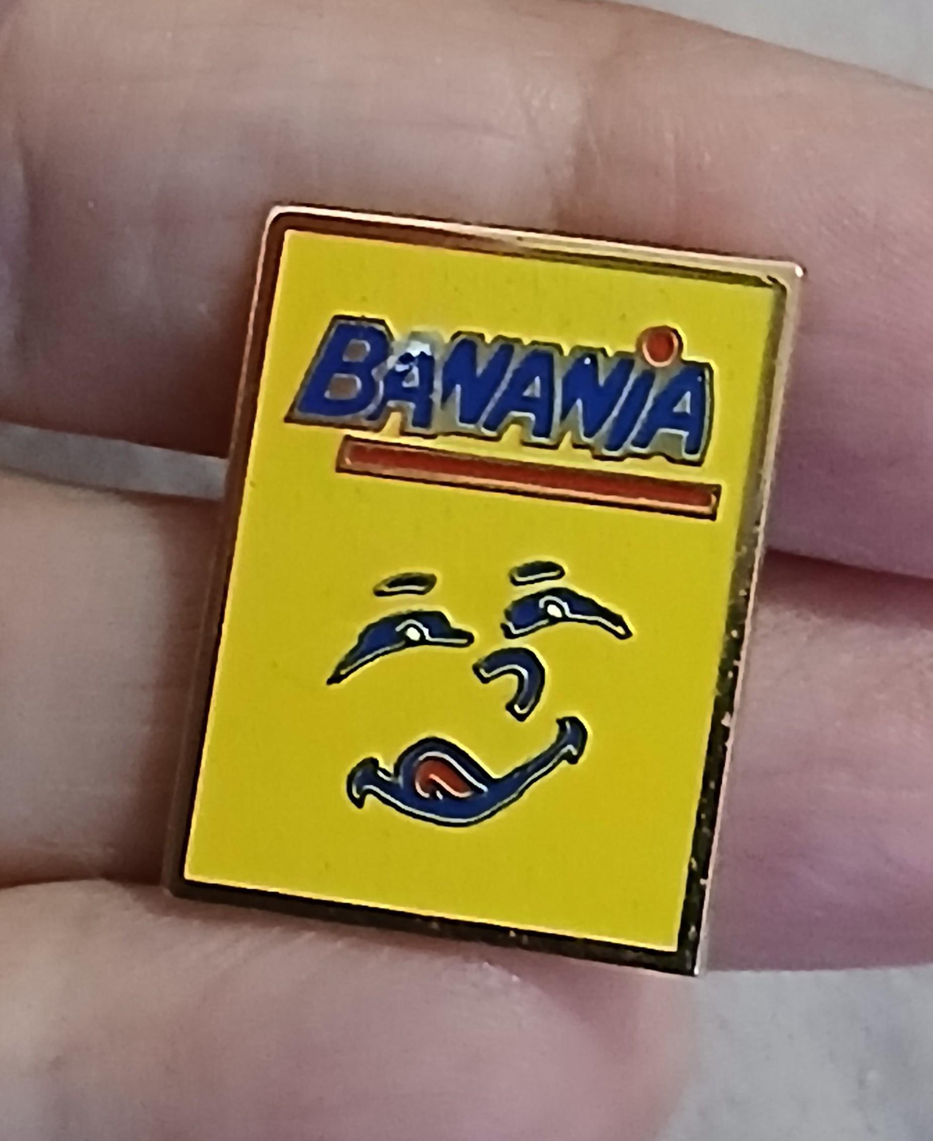 troc de troc reserver troqueuse  un pins ' banania ' image 0