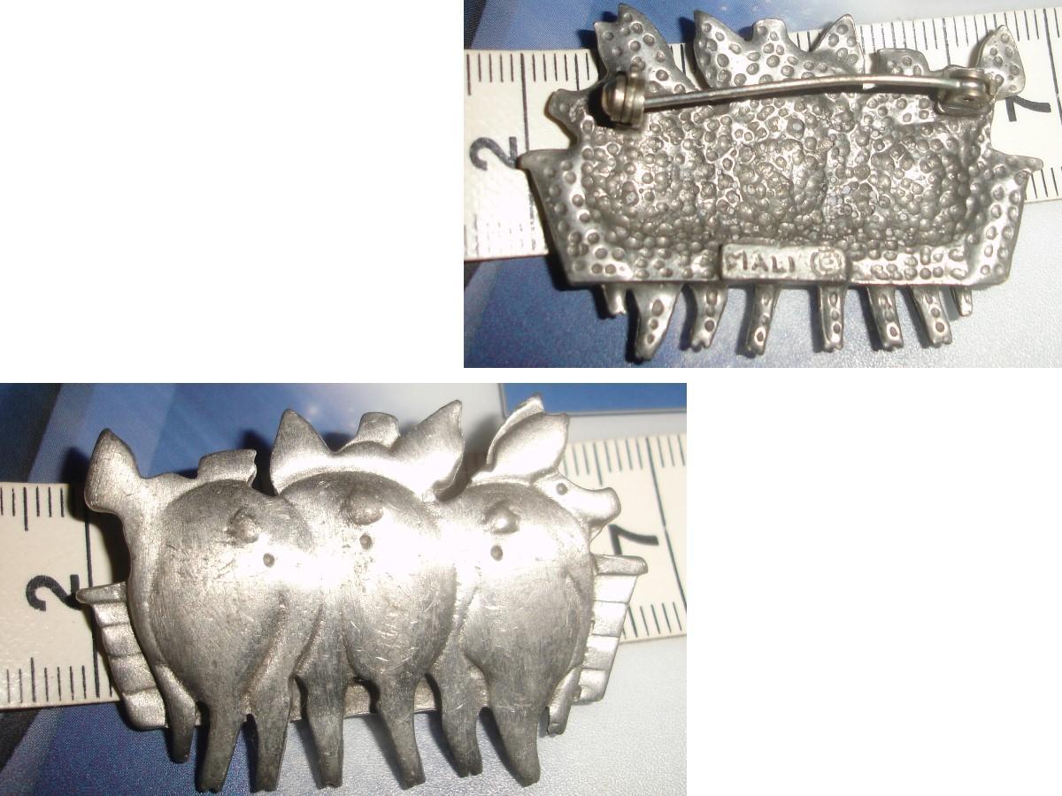 troc de troc broche collection signÉe mali étain ? >cochons vus de dos image 0